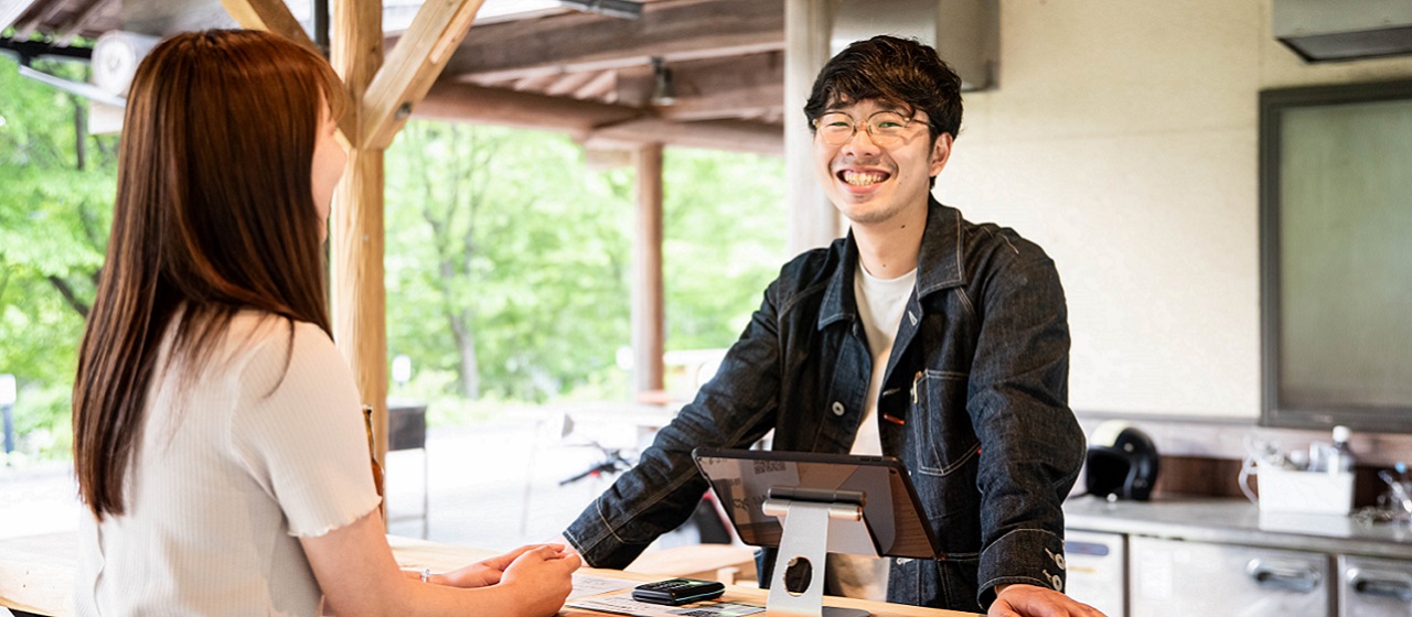 【#地方創生/新卒第一期生】年間優秀社員賞受賞｜０→１を楽しむ彼の入社ストーリー《地方創生事業》