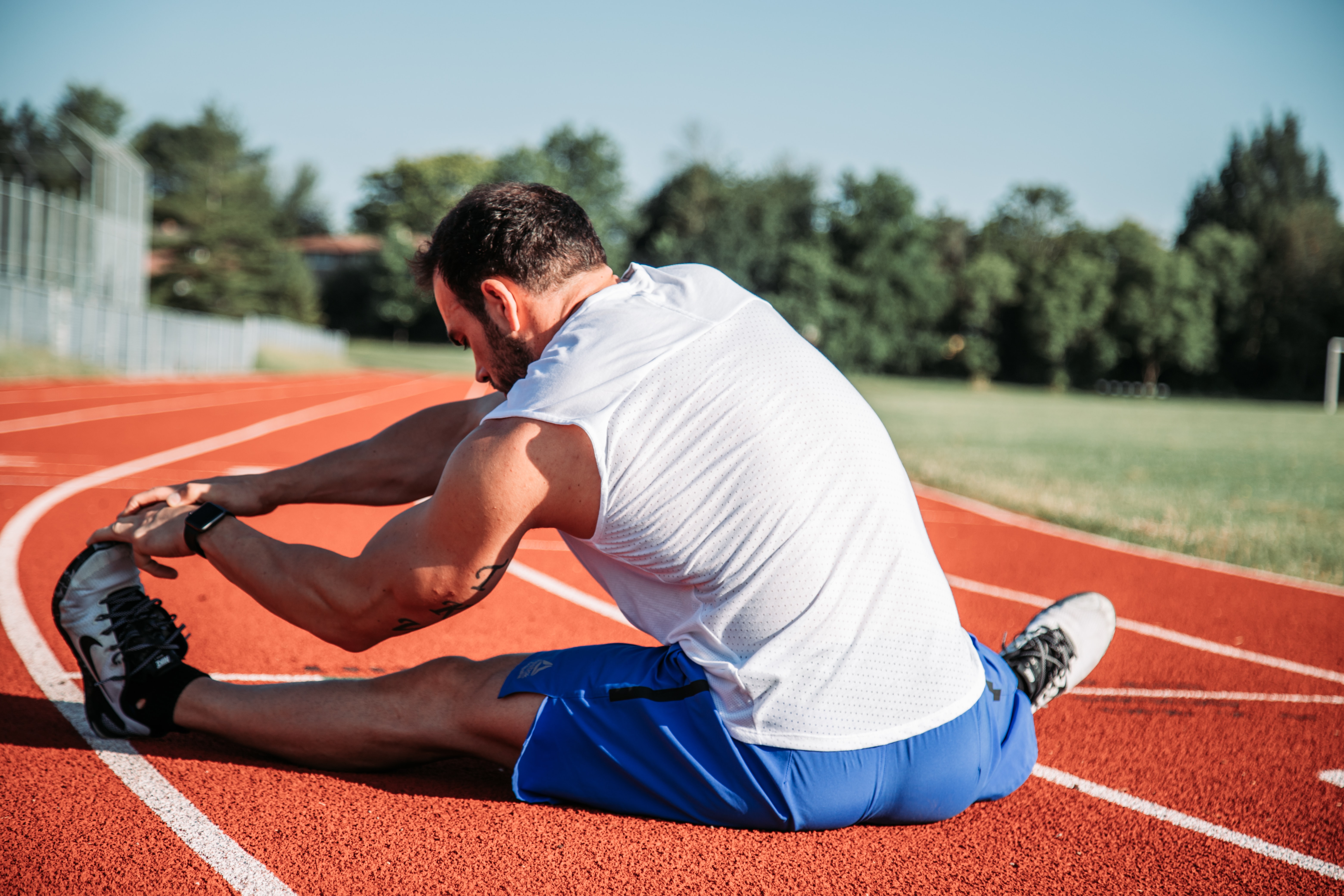 Popular Trend Athleisure yang Atraktif dan Sporty