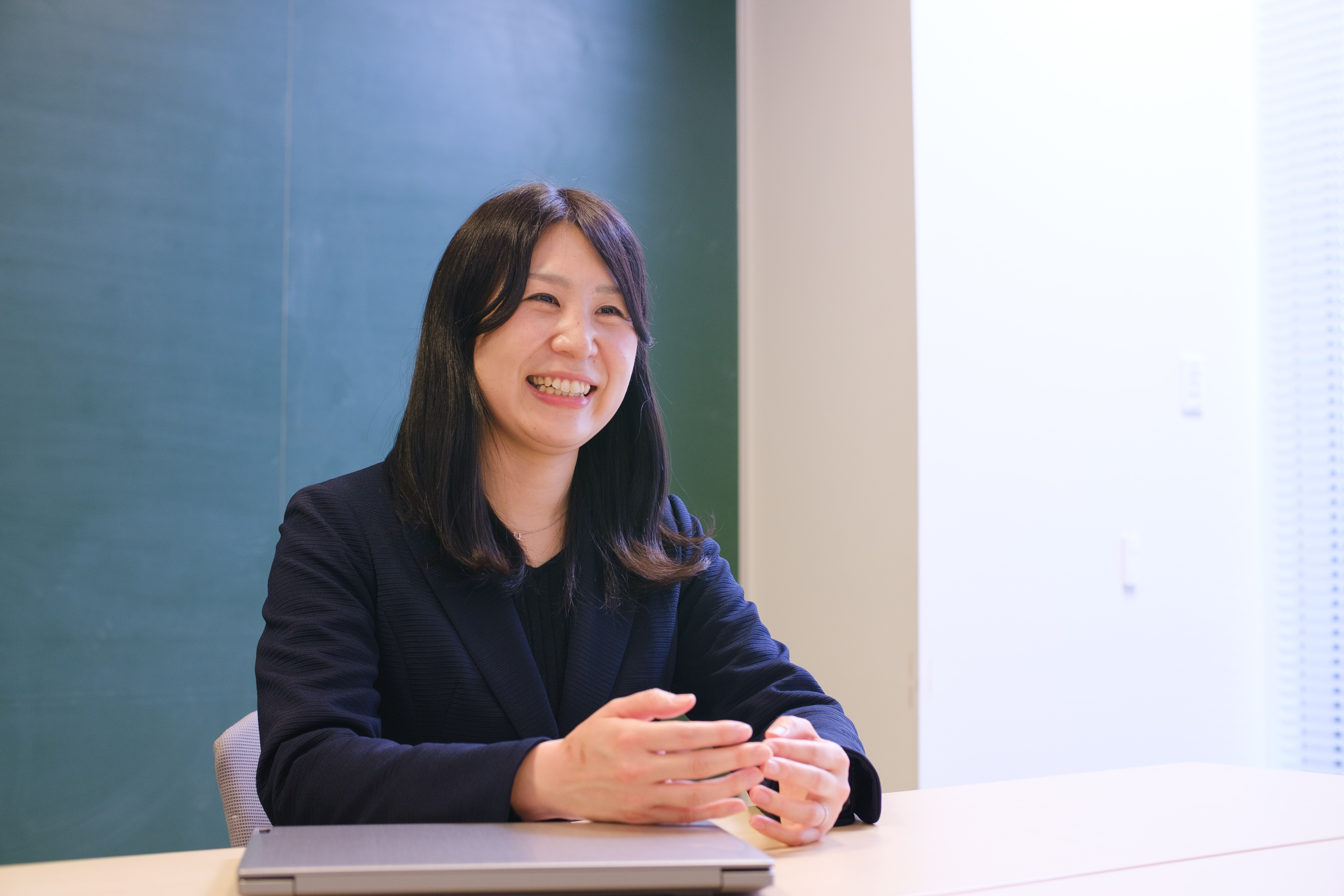【社員の１日スケジュール公開！】「ライフステージが変わっても働き続ける未来がイメージできるのが嬉しい！もっと成長してみんなをサポートする側になりたい」