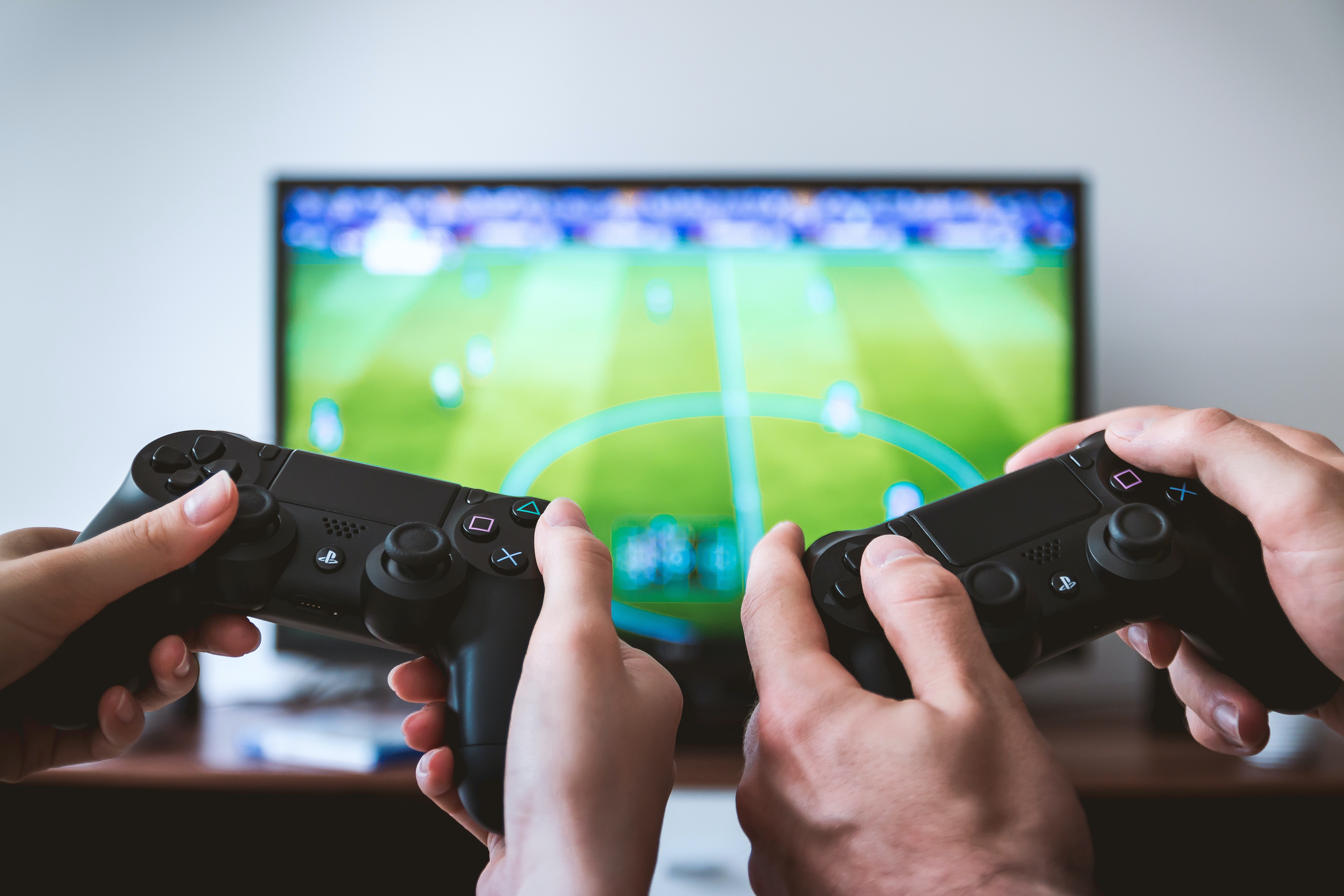 皆でゲームしたら福利厚生に！！！