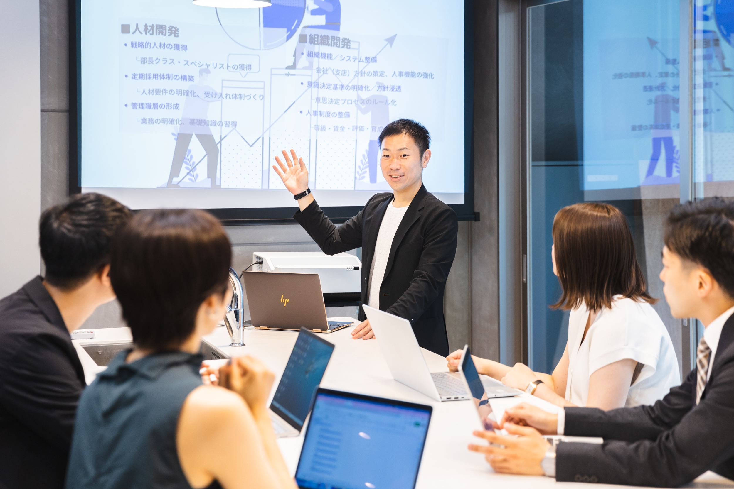 採用ピッチ資料を作成しました！