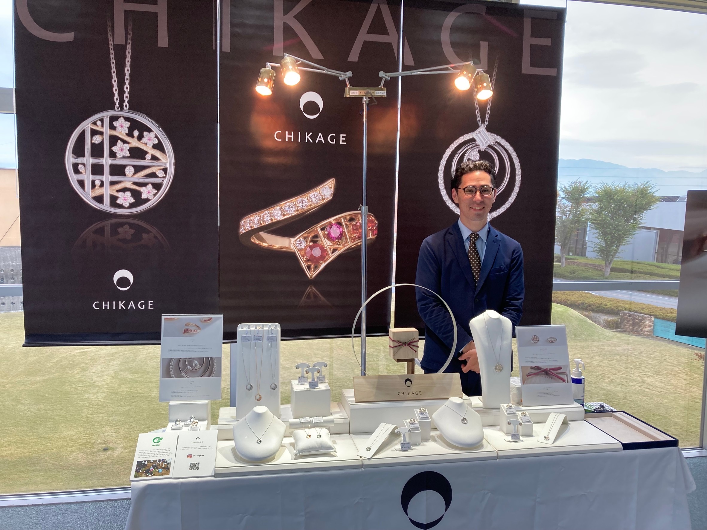 【社員紹介vol.2】専門小売店からメーカーへの転職。通販事業部主任の手塚さんにインタビュー。