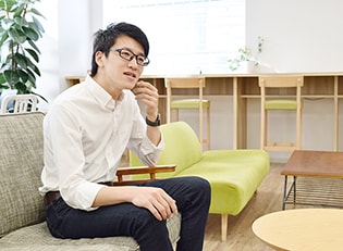 【社員インタビュー Vol.9】DXエンジニア　英語力と専門性を高められるグローバルな環境