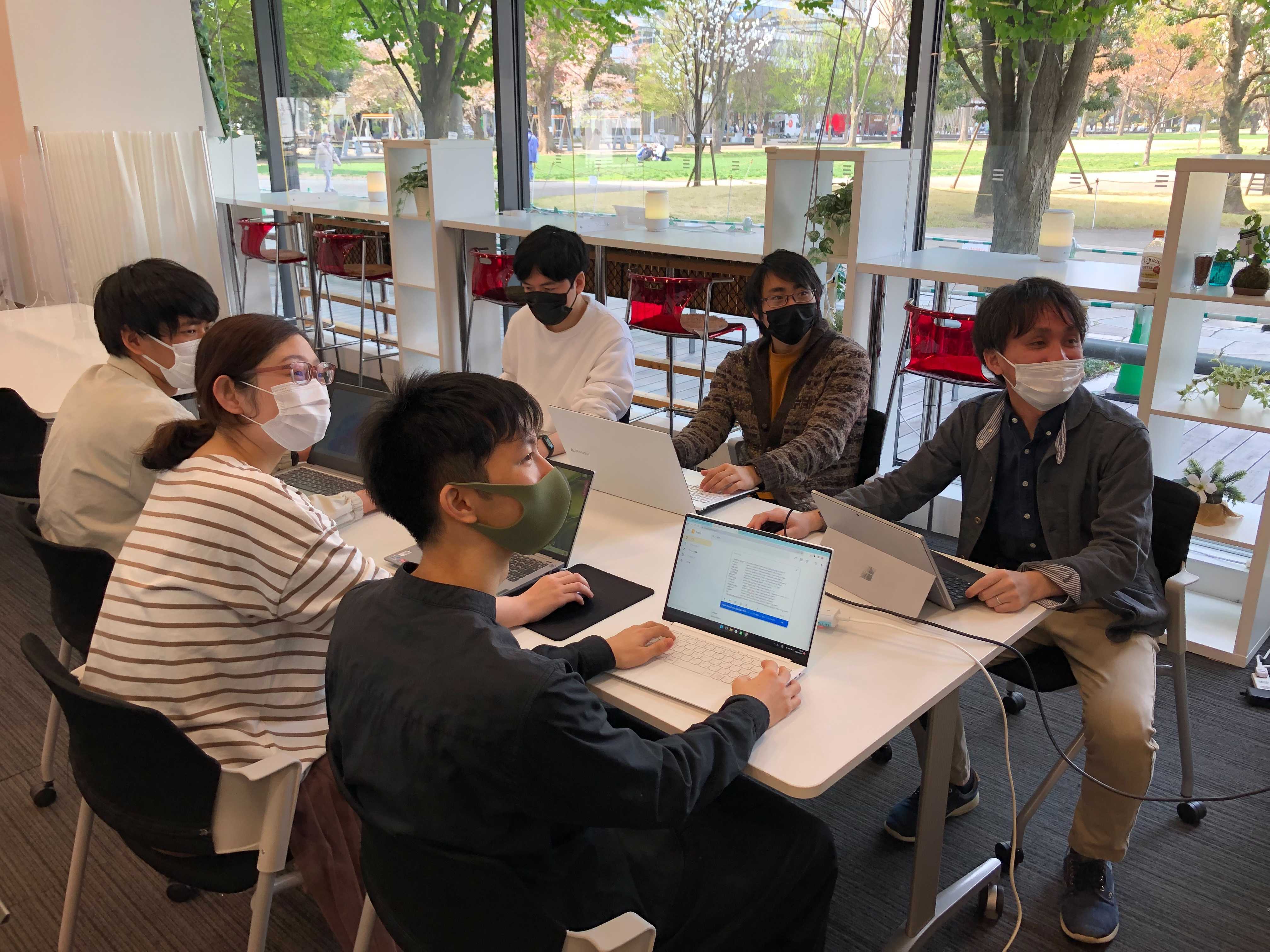 「最先端のAI技術に触れられ、成長を感じられる！」- 活躍する若手メンバーのインタビューを公開 -