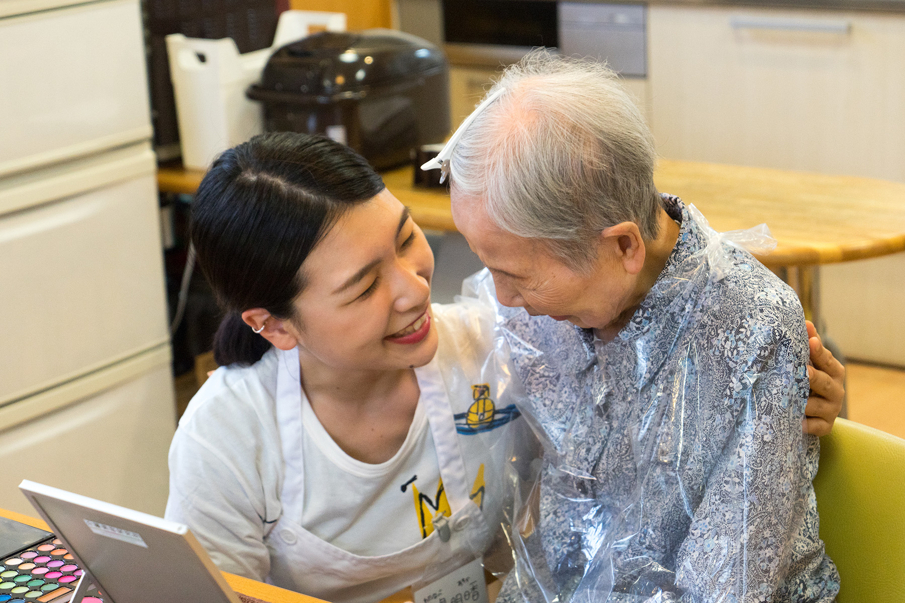 【業界研究】3年で利用施設数42倍！広がる介護美容とは？