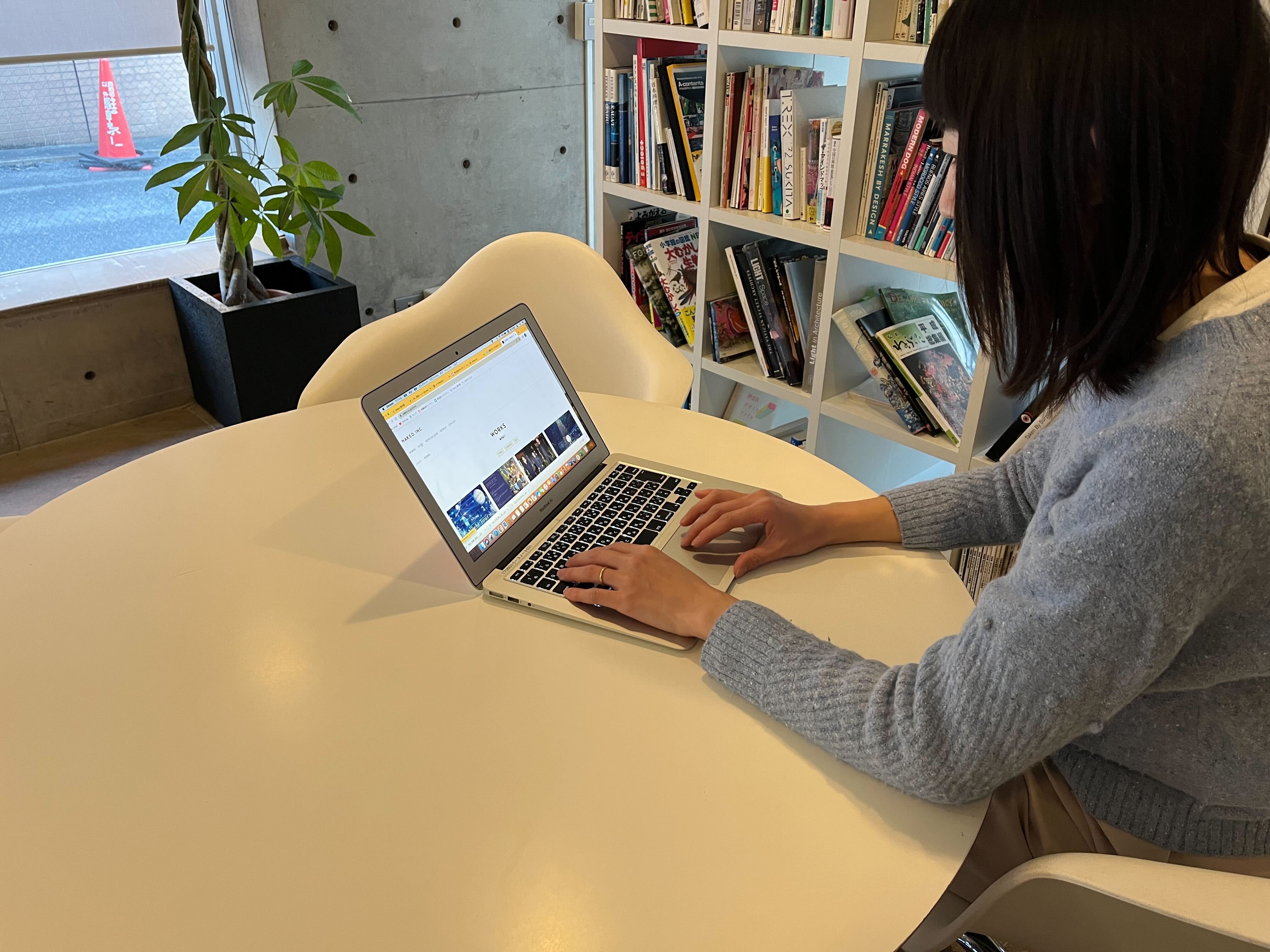 念願だった「NAKED FLOWERS」のWEB制作にチャレンジ！
