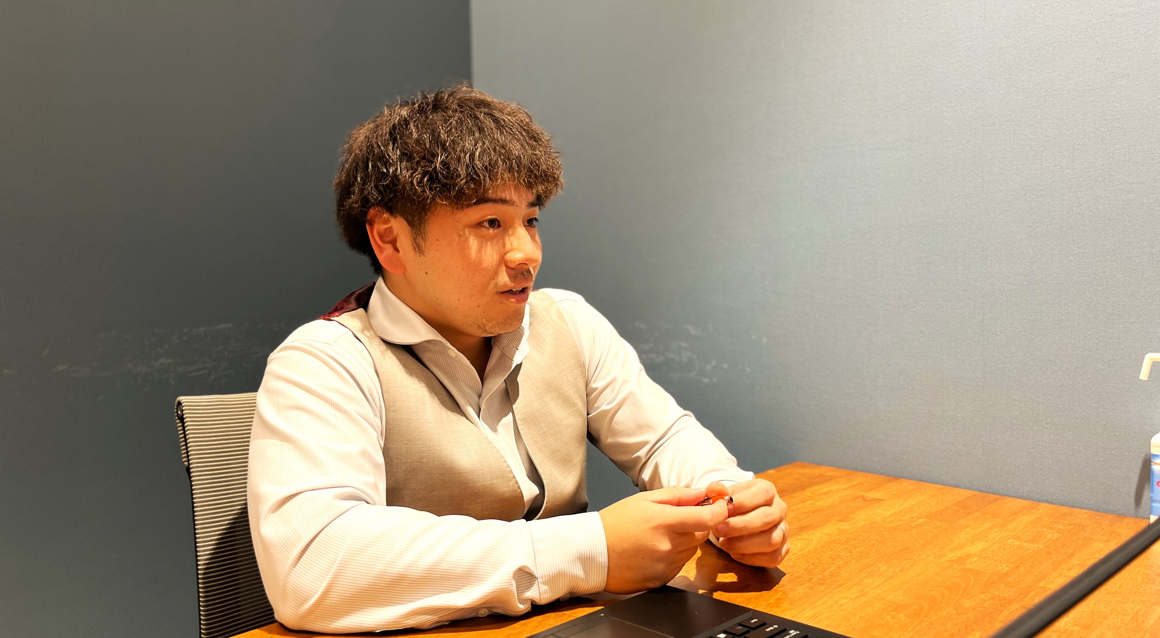 【#社員紹介Vol.10】たった１年で“契約０件の不愛想セールスマン”から“トップセールス”へ仰天チェンジ。不動産営業で結果を出すまでのリアルを大公開します！