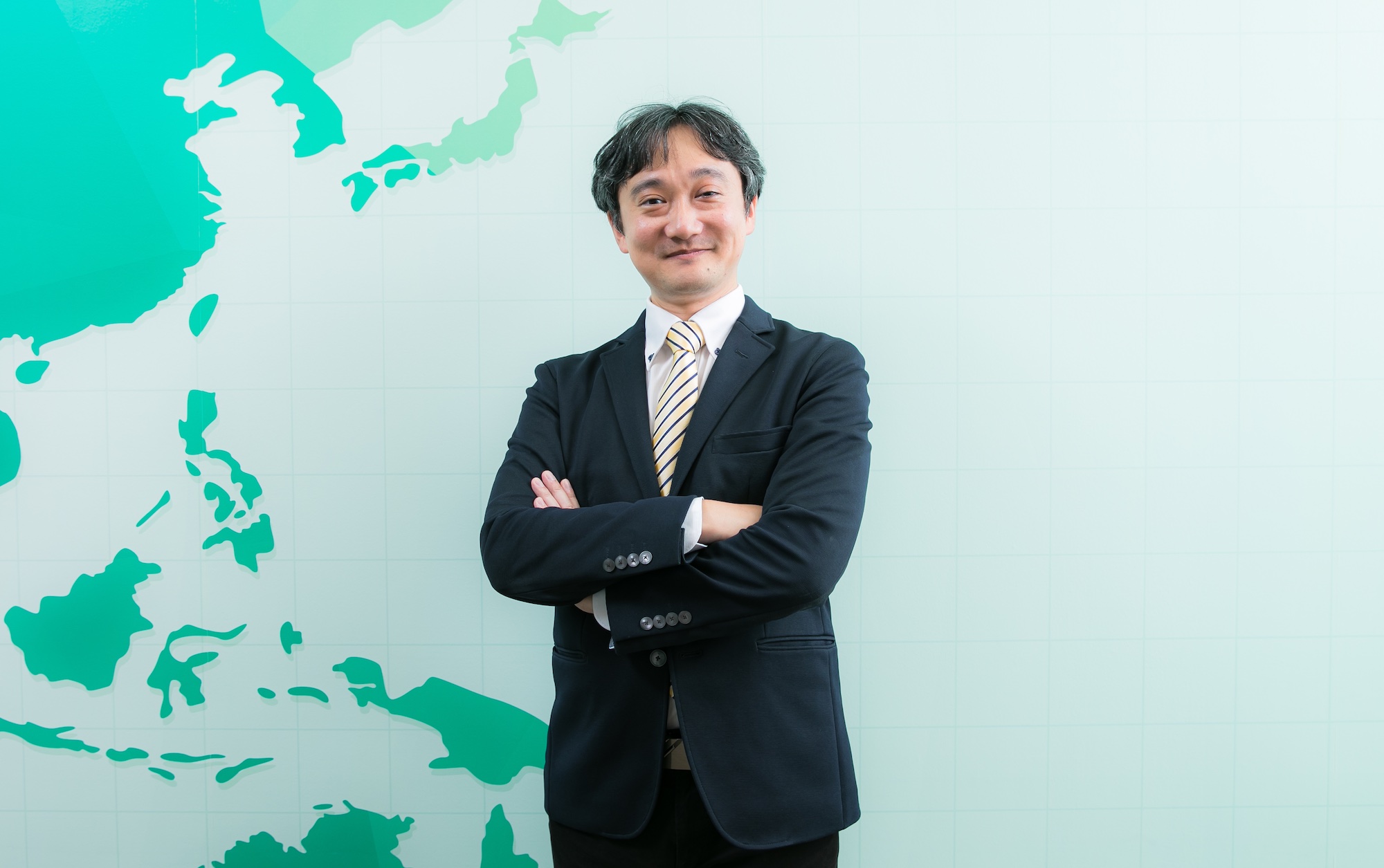 【Why Asteria？】数々の新規プロジェクトに関わってきた社員が語る、アステリアは "大人な会社”。新入社員が聞いてみた！｜社長補佐　黒柳開太郎
