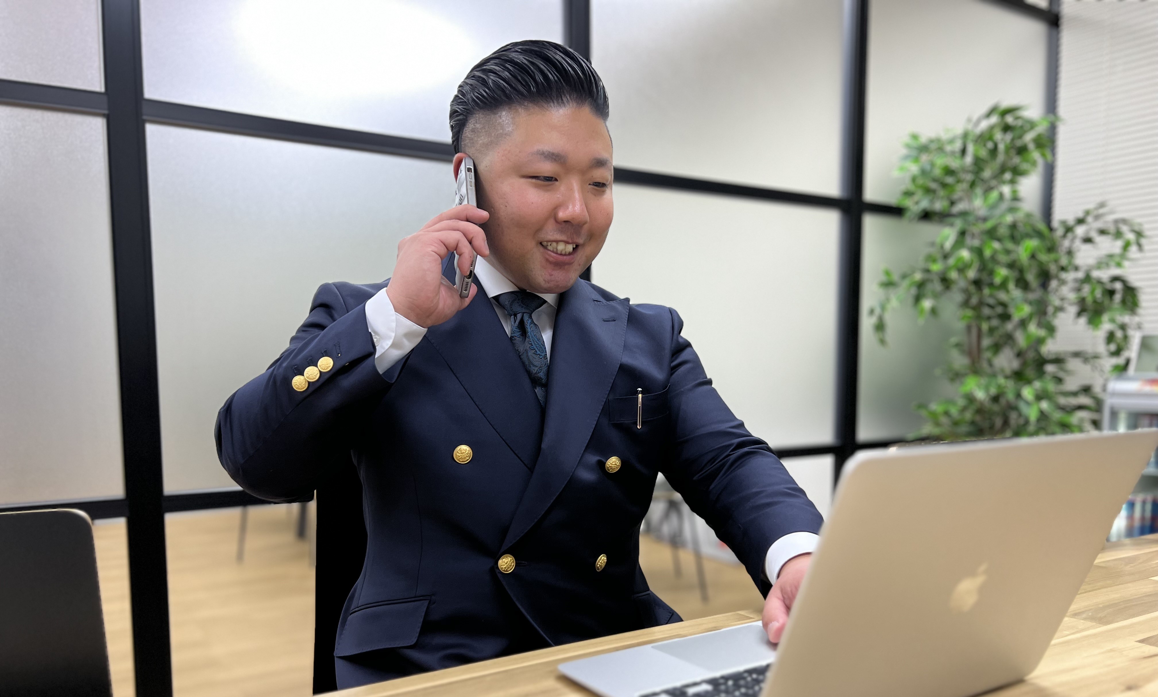 【社員インタビューVol.4_営業職】Wantedlyで見つけた憧れの不動産業界とは