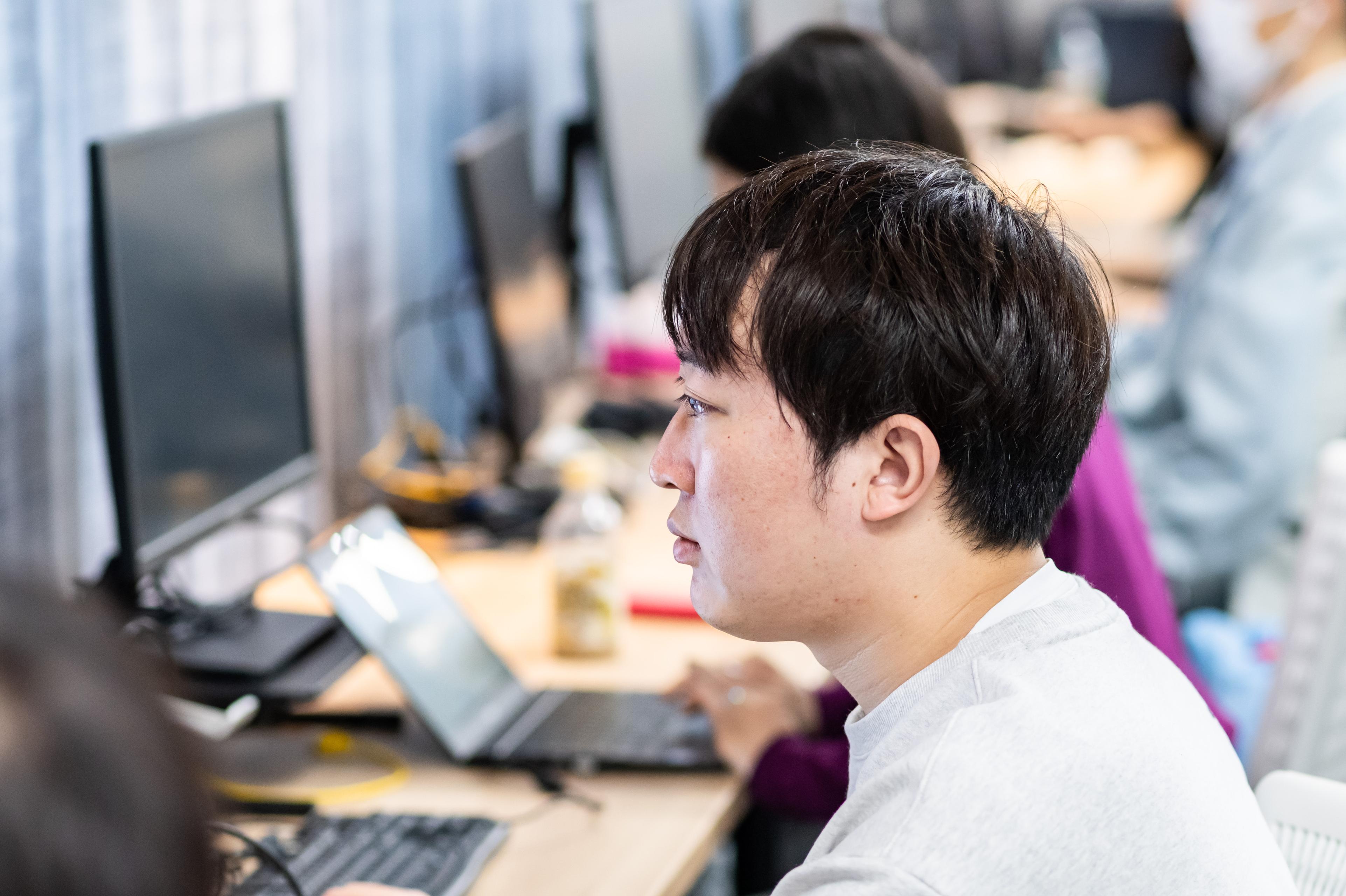 【社員インタビュー】未経験からデータの世界へ（前編）