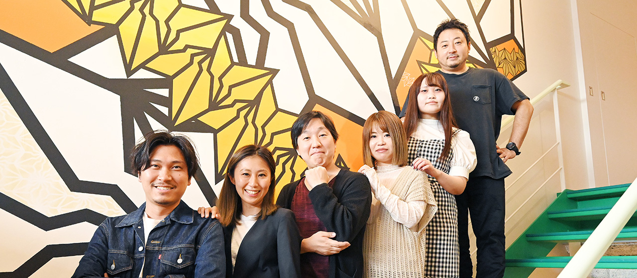 IT企業からファッションアイテムのメーカーへ。成功の秘訣は、セクションに“こだわらない”企業カルチャー。