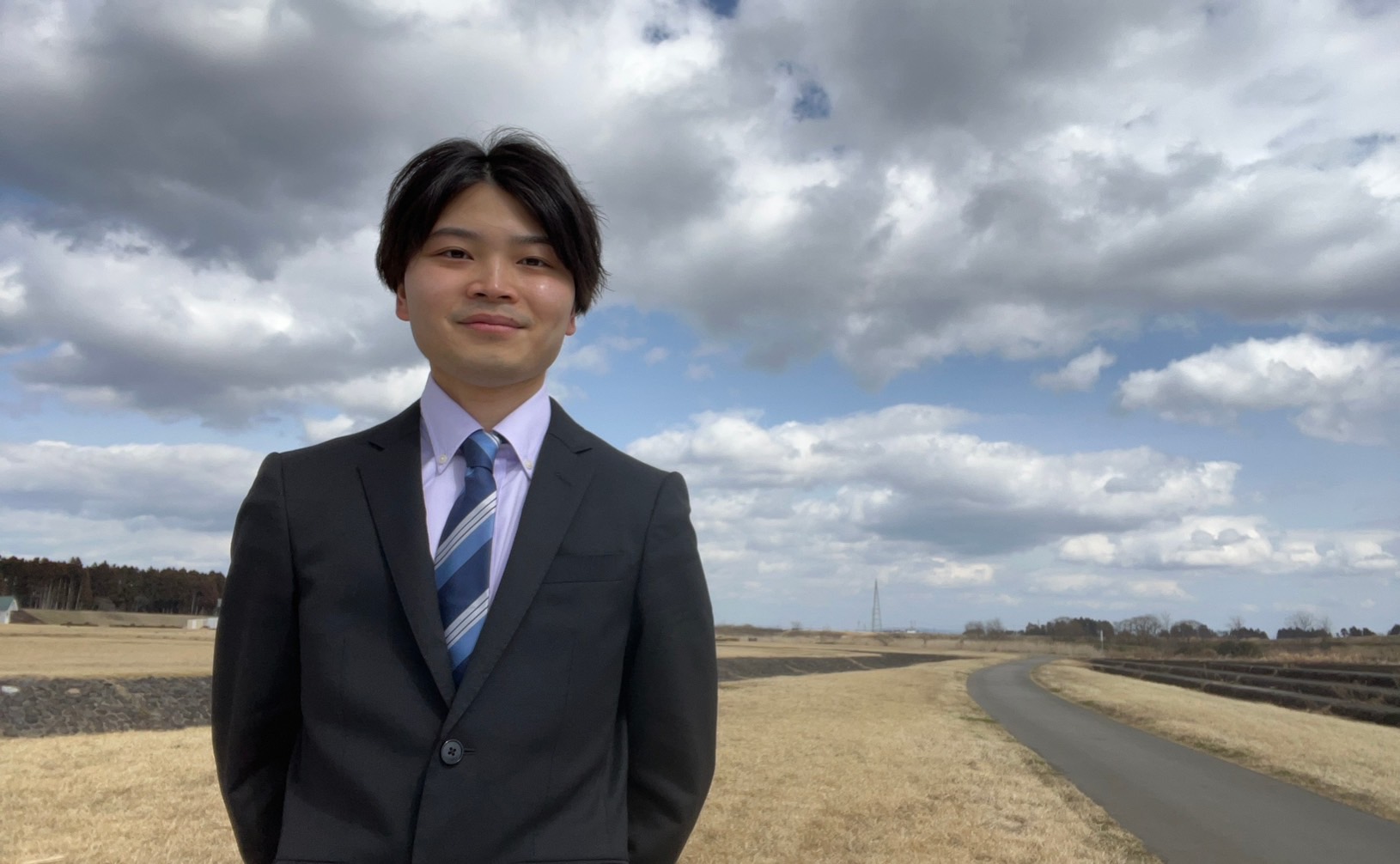 【メンバー紹介vol.34】接客業から未経験でITベンチャーへ転職！彼の”なるテック”での挑戦とは？！