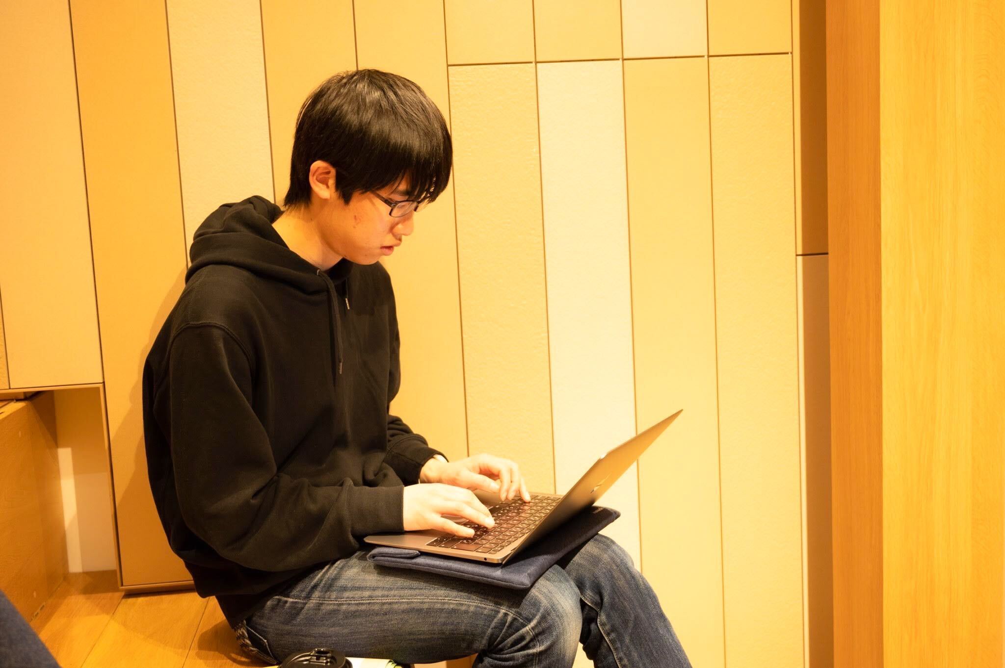 チャレンジの幅が広いランウェイのインターン【インターンから社員になった新入社員を突撃！編】