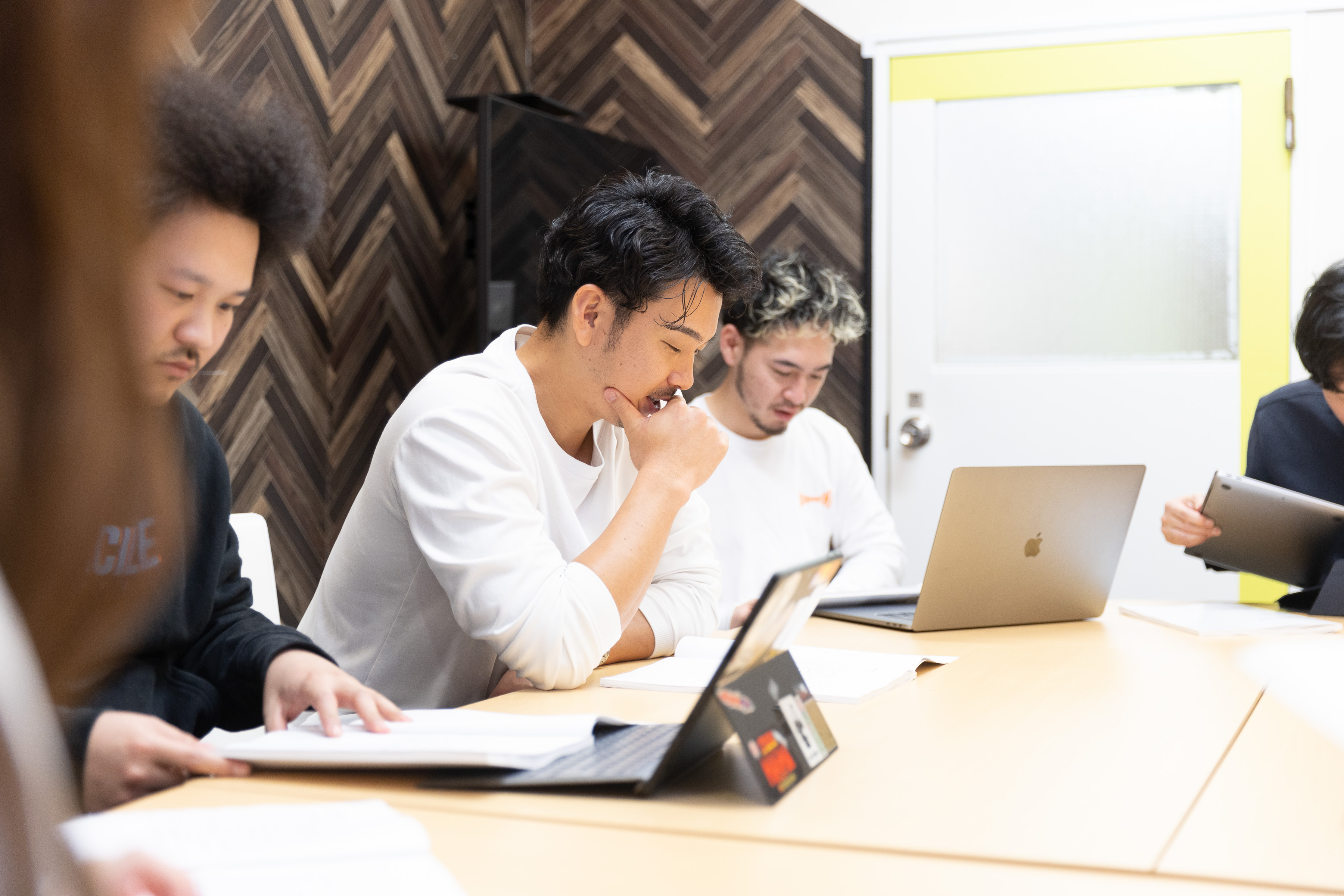 【代表インタビュー 】今までなかった「楽しい」会社を創る。アクセットに込めた想い、そして未来について。『代表取締役 / 椎名 健仁』