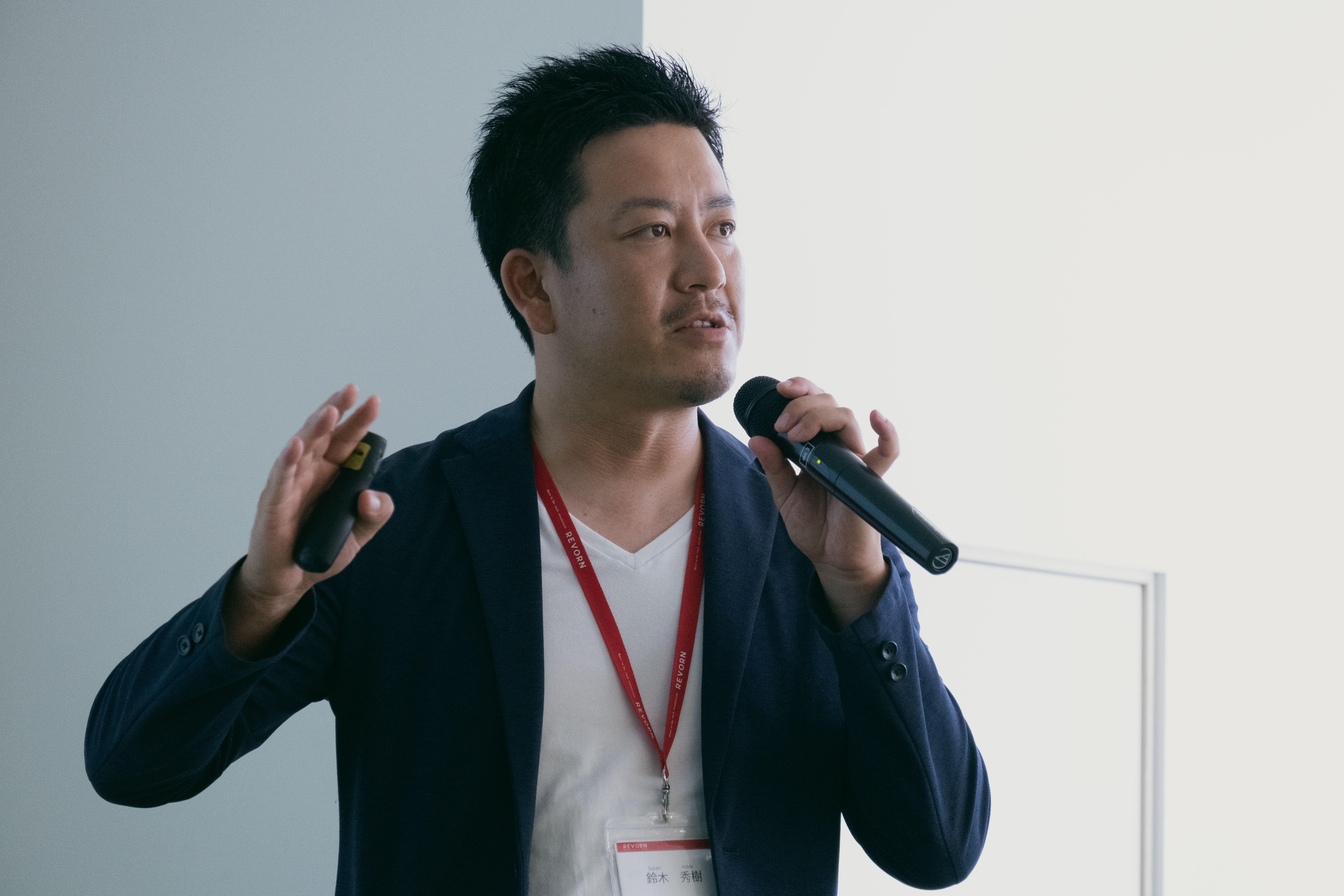 【社員インタビュー】　これ以上に面白い仕事はない！ビジネスを推進するプレイングマネージャーが語る、レボーンの魅力！