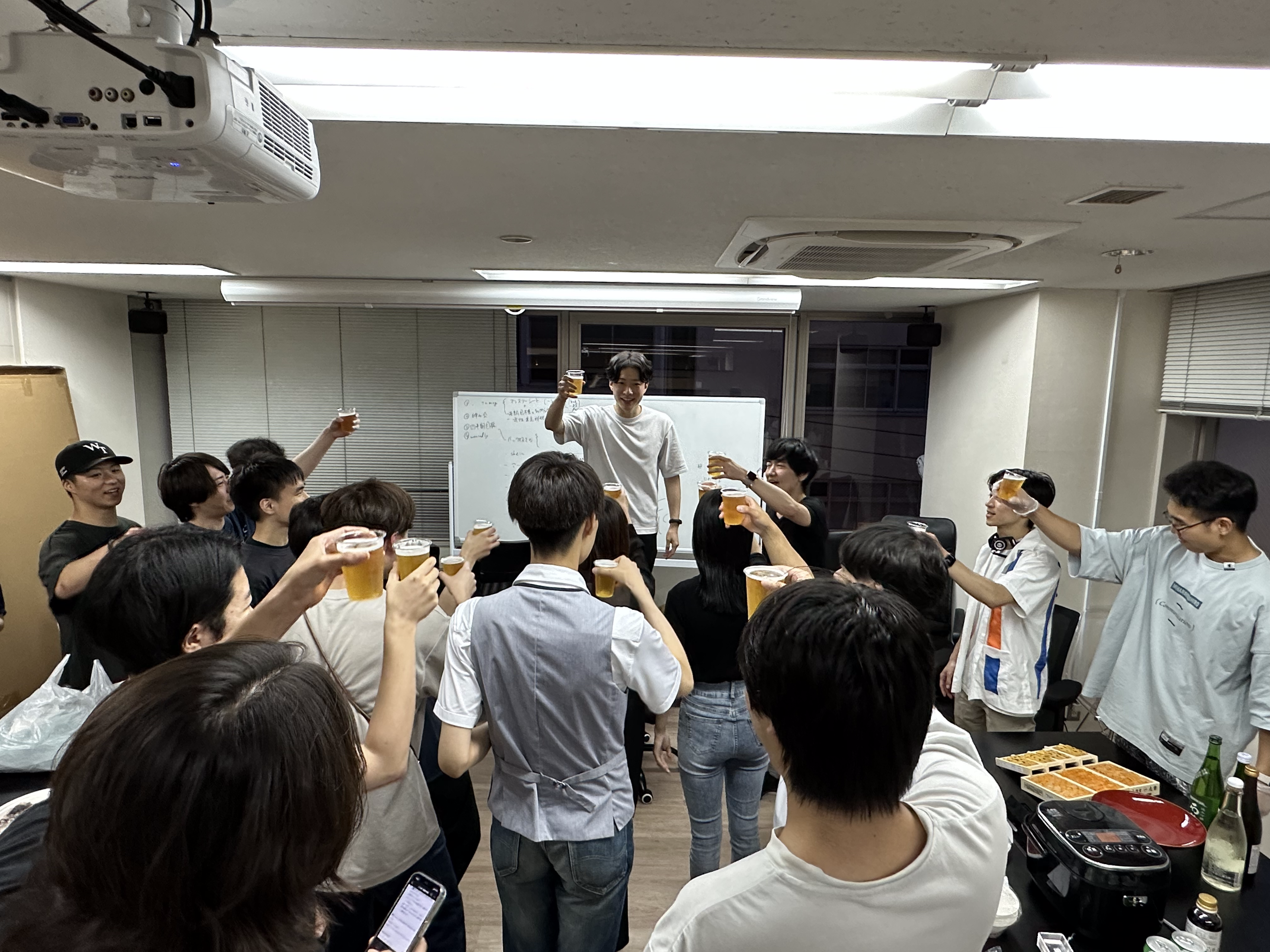 【圧倒的成長環境】高め合い祝い合う。急成長ITベンチャーの働き方を徹底解剖してきました！