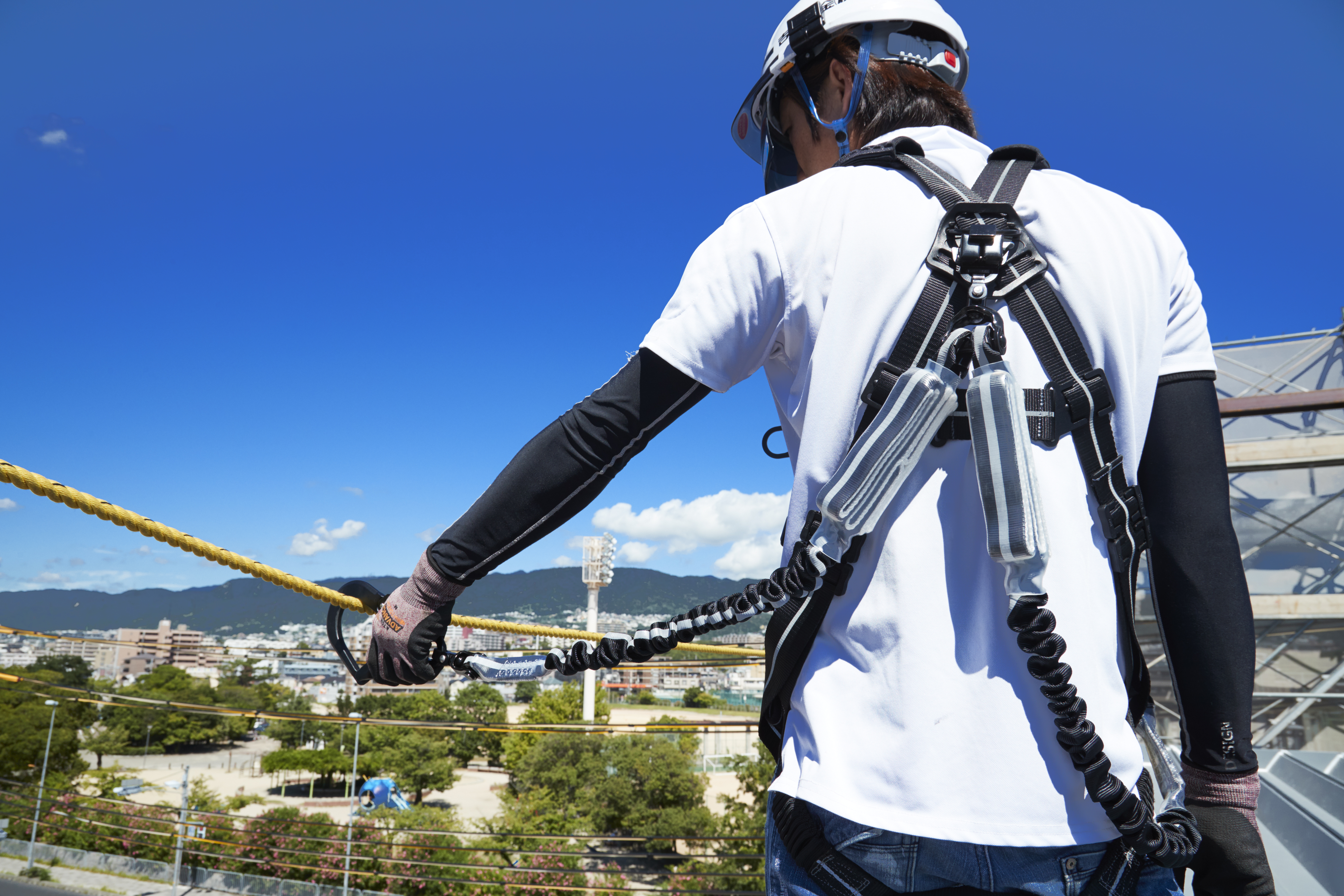 墜落制止用器具（命綱・フルハーネス）のメーカーで　社会貢献しませんか。