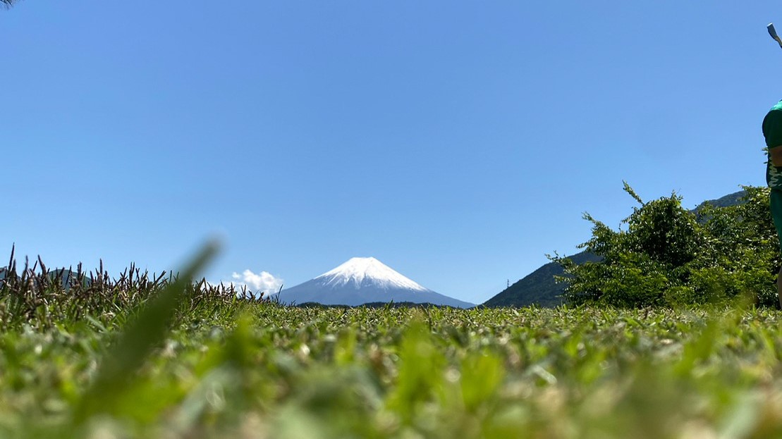 富士山と夏の日。結果最高の一日になった社内ゴルフ⛳