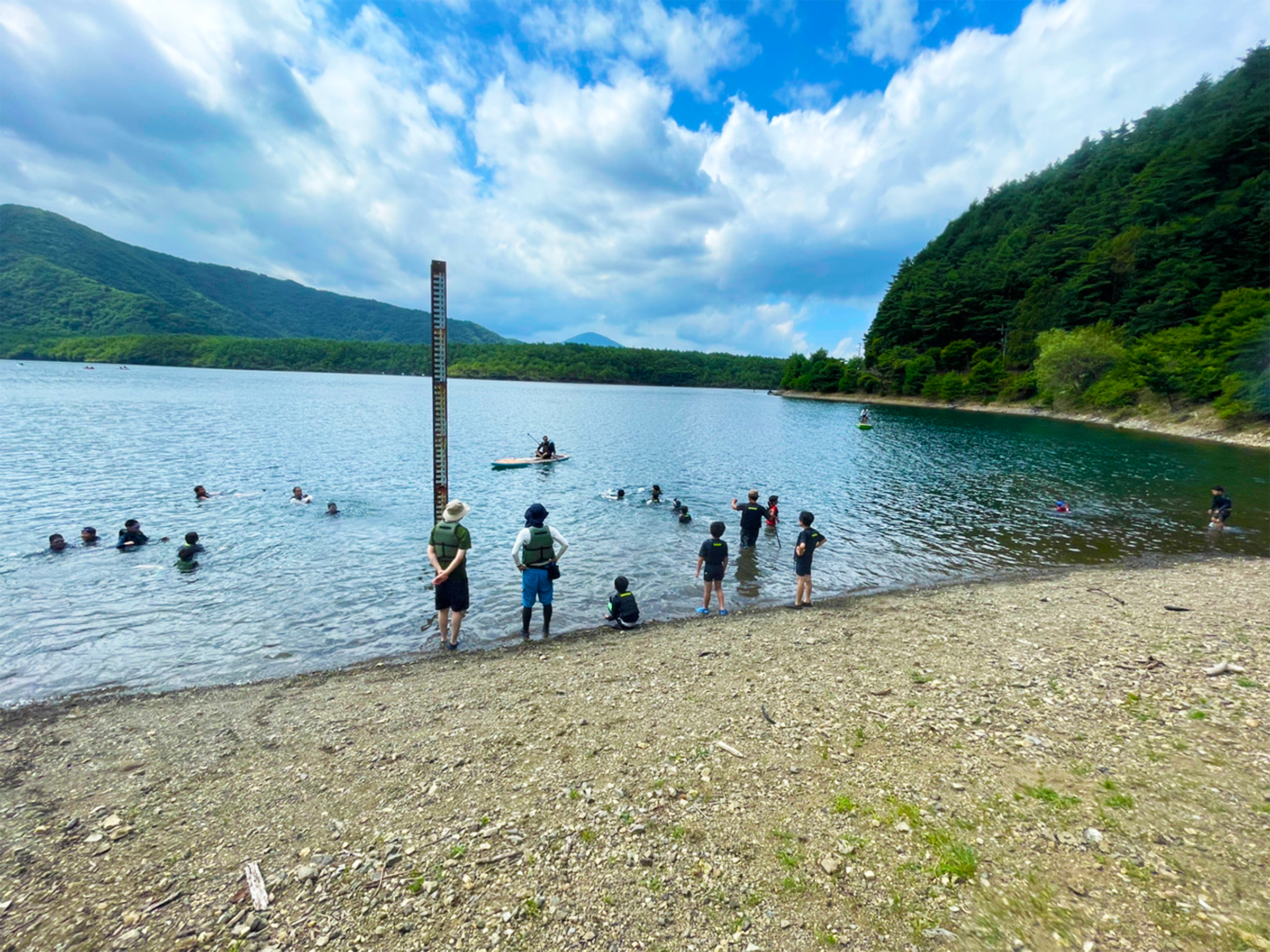 湖のピアノ？子供たちと一緒に新しい発見をする旅