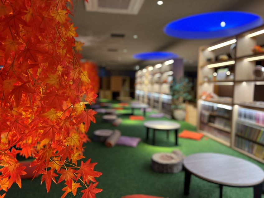 北海道の芦別／おふろCaféは、秋の装飾をしました。