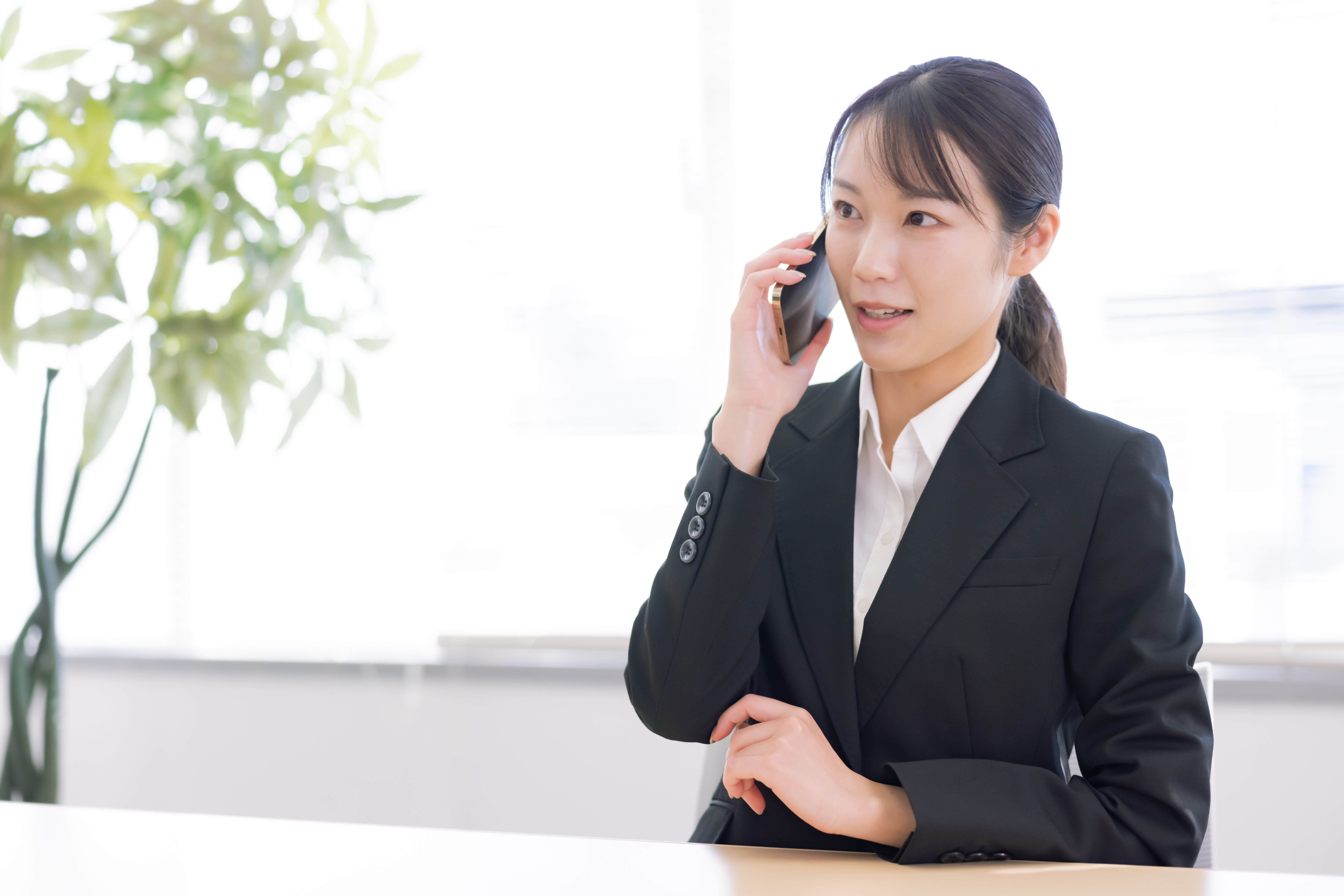 営業の部署を拡大します