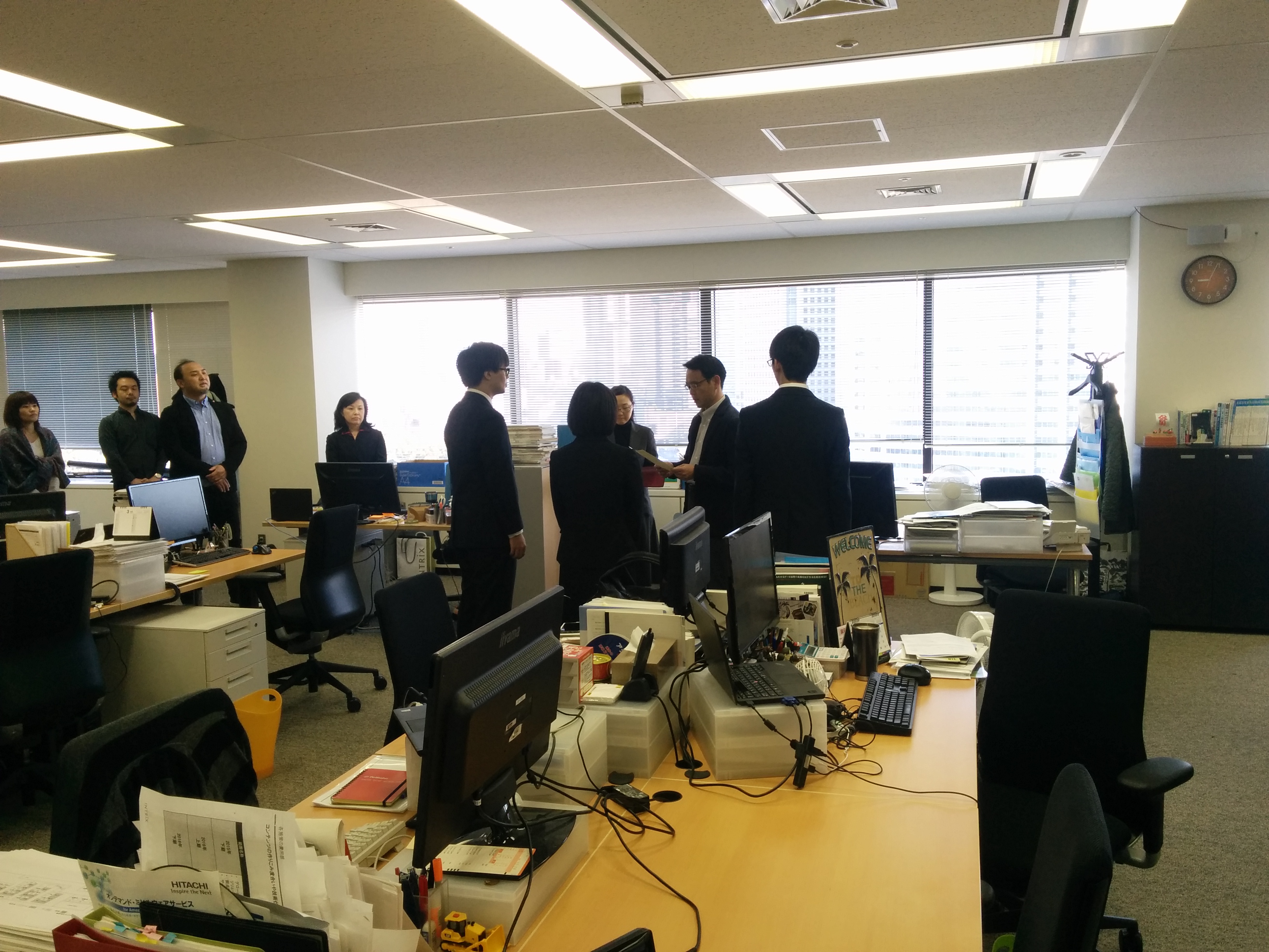 昨日イントリックスで入社式を行いました