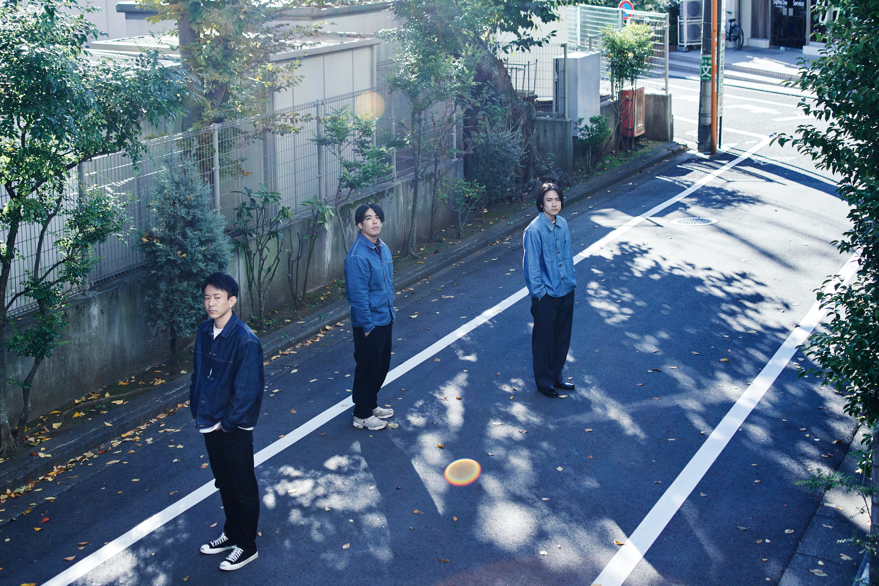 bird and insectの人々 -アシスタント-