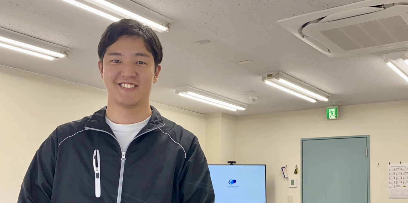 社員インタビュー 『ゾウのしっぽか、ニワトリの頭か』【未経験業界へ飛び込み】