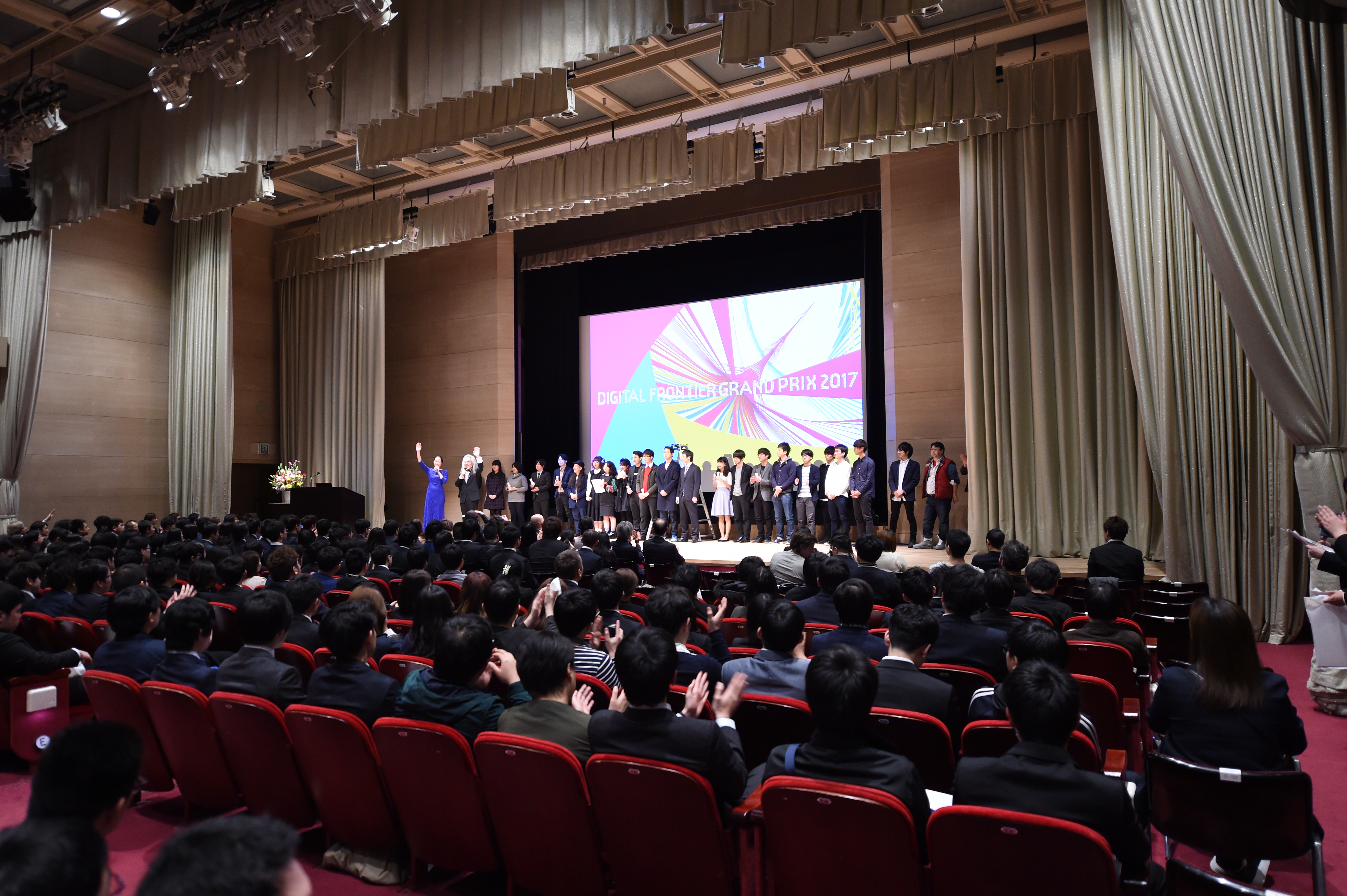 【新入社員の1日】学生作品の頂点は？DFグランプリに参加しました！