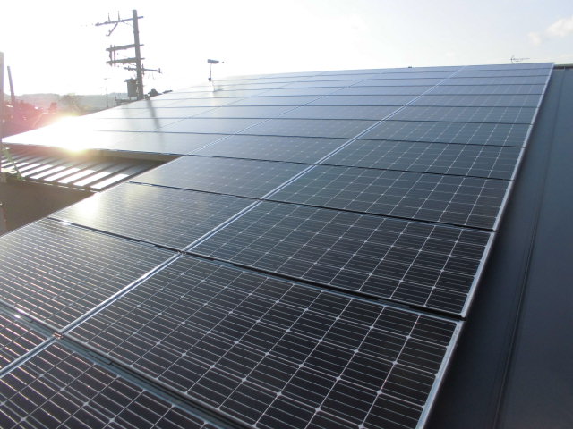 大阪府阪南市で10キロ超の太陽光発電を施工