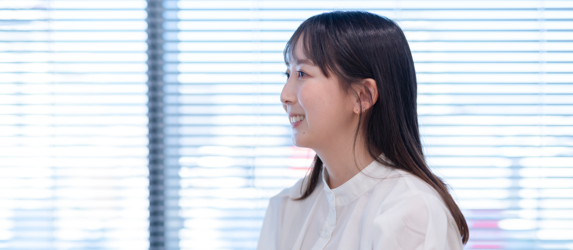 中途入社で活躍する若手デザインディレクター。彼女のデザインへの思いとは？