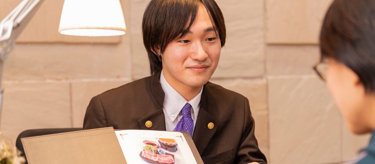 枠にとらわれず、さまざまな仕事に取り組める楽しさ。未経験入社でも大きく成長できる環境が特色