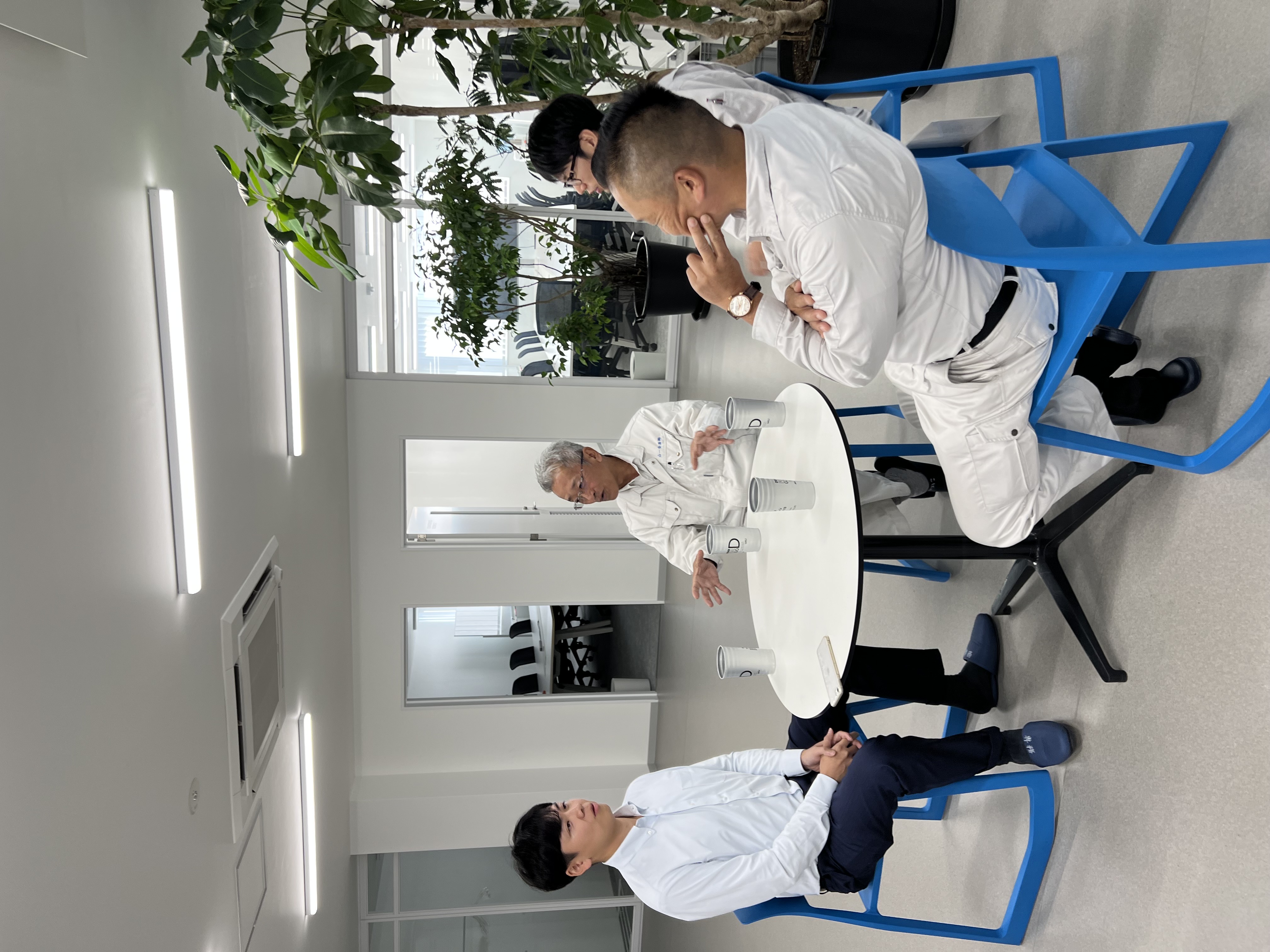 【営業本部インタビュー】どんな仕事？やりがいや夢を聞いてみた。