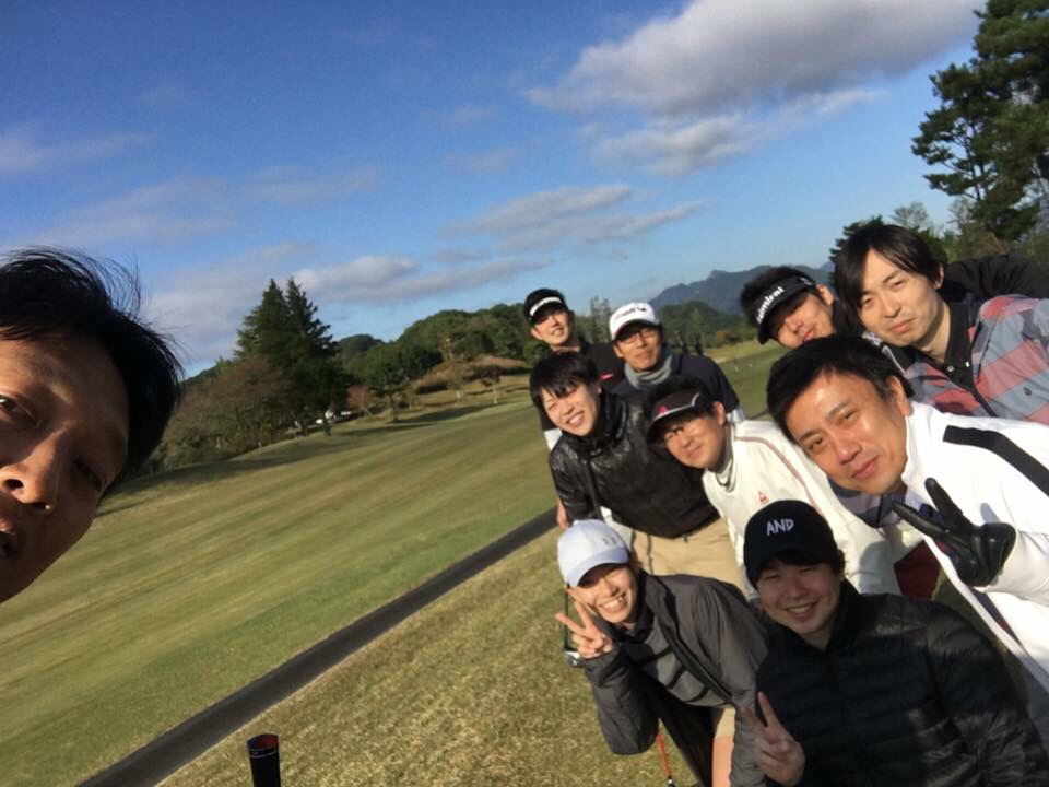ゴルフ部あります。