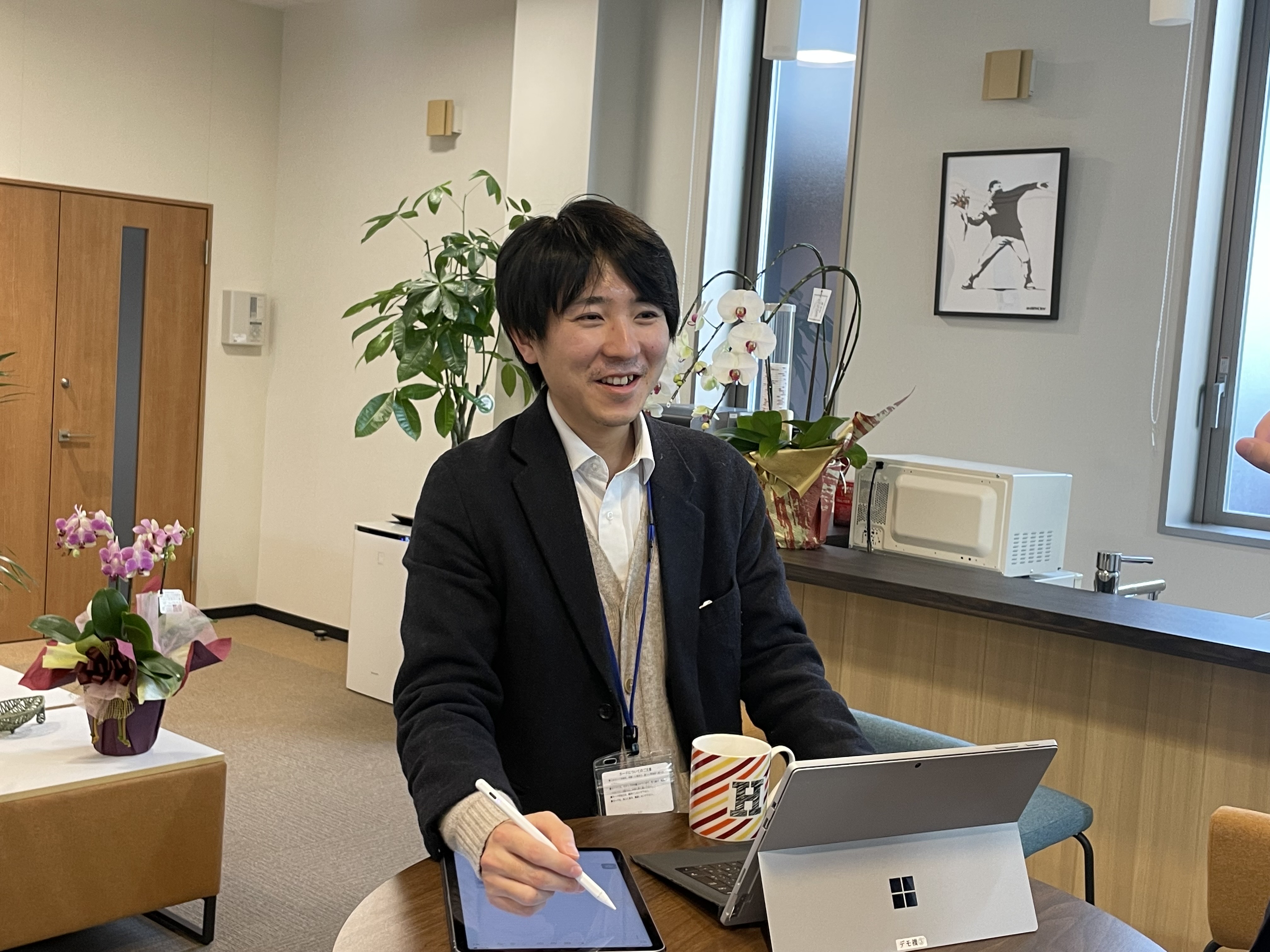 コミュニケーションを軸に、全体像を誰よりも理解する。ウェルコムのエンジニアが語る、巻き込み×伴走型の開発文化。【 飯田 弘幸/ 社員インタビュー】
