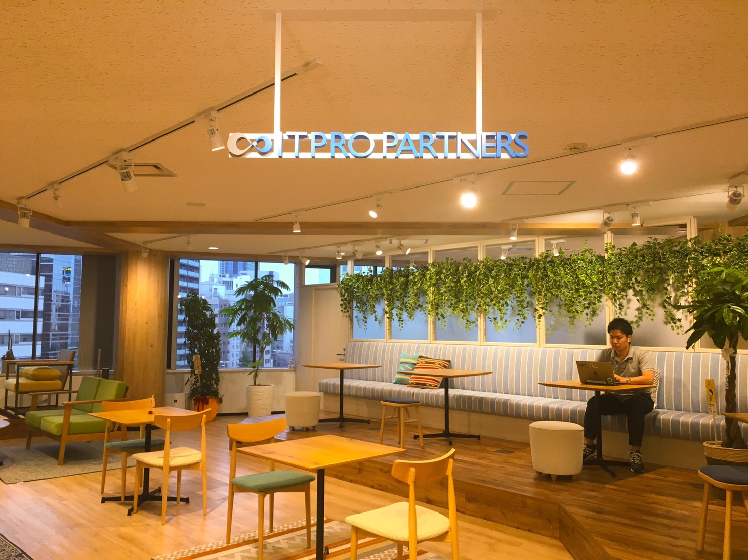 【就活中止→留年】リスクを冒してまでスタートアップで長期インターンをするという選択