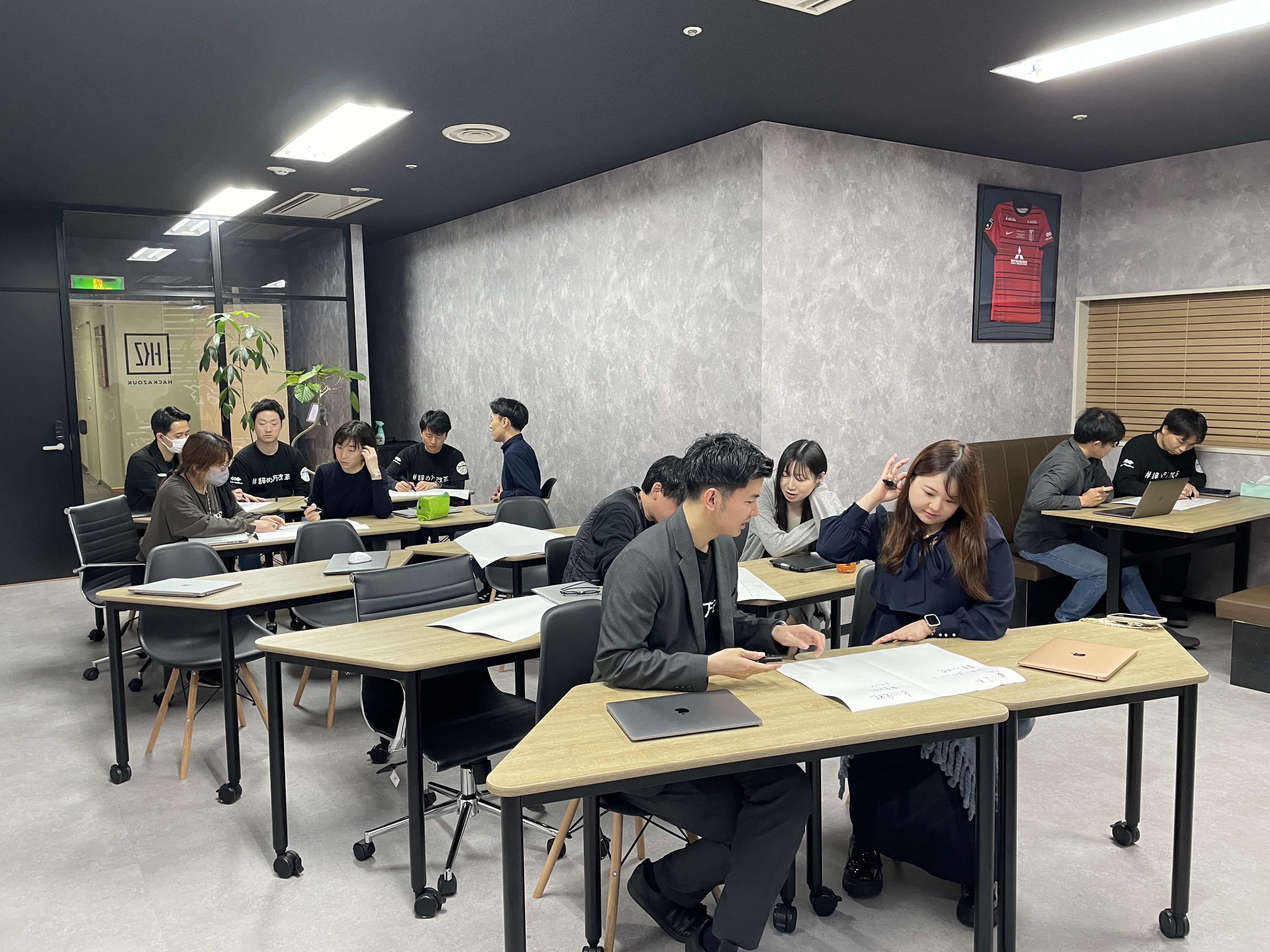 今月の全社ミーティングで代表の自分が久しぶりに話した「強い会社」と「良い会社」とは