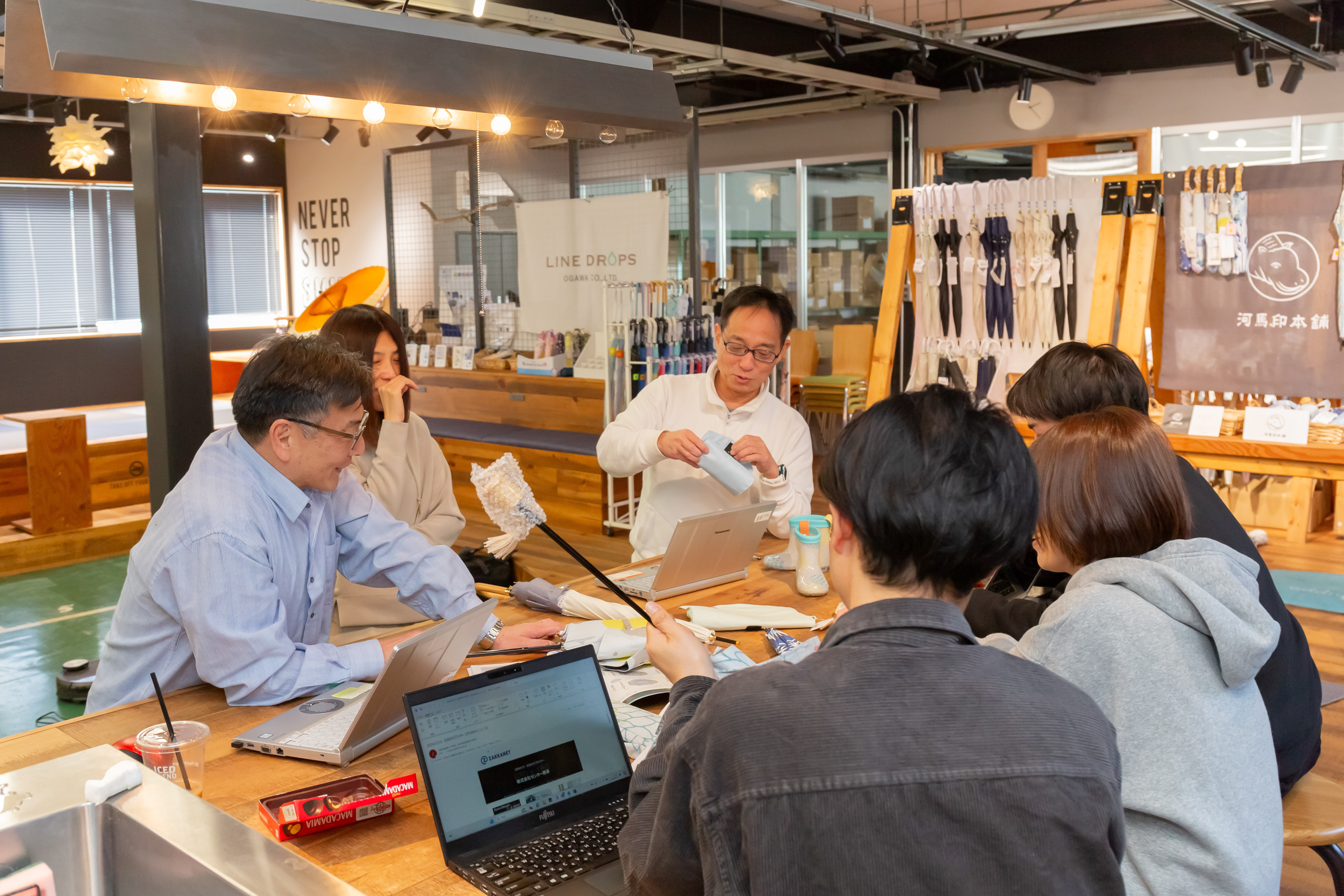 傘って不便？便利？　商品開発中。。。