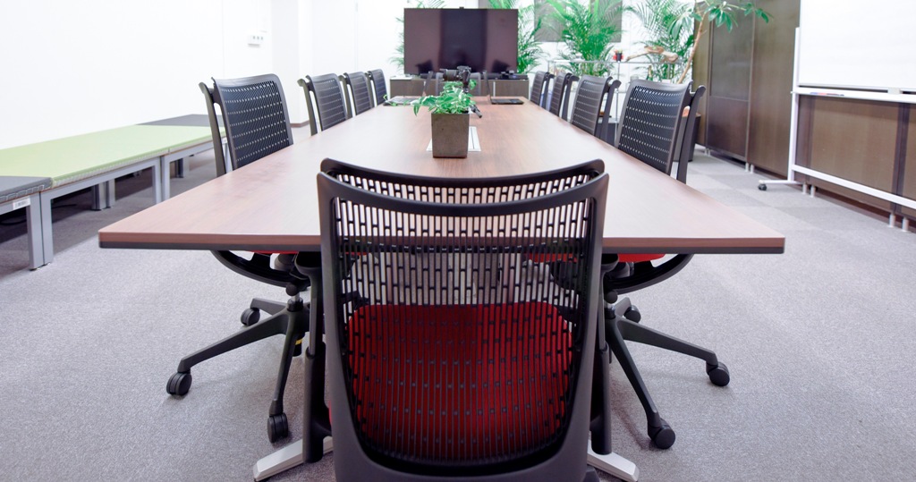 【検証シリーズ1】いつも使っている椅子、変えられたらすぐ気づく説