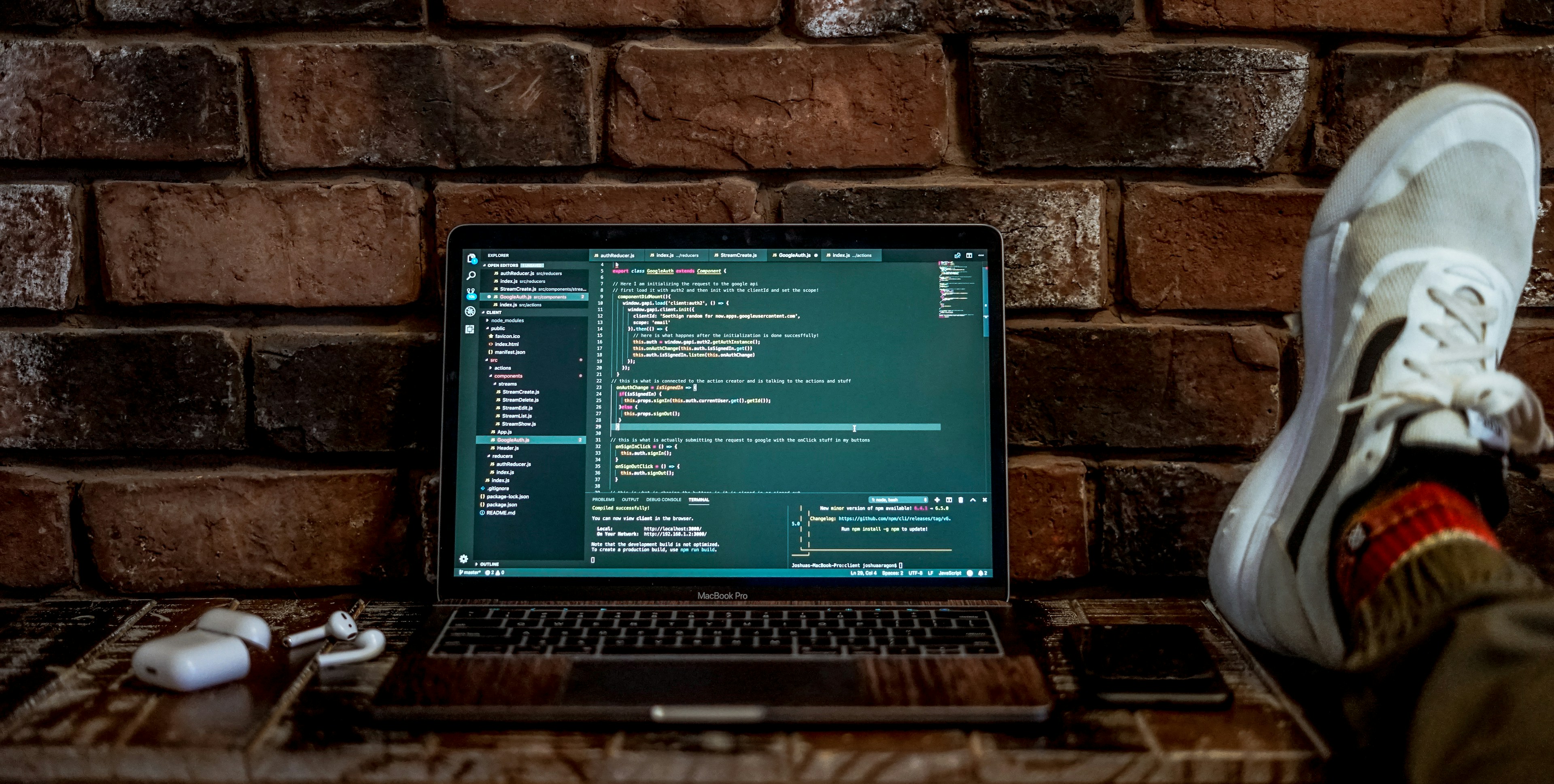 【バックエンド】PHPで作成できる動的ページって何？CRUD機能とは何？
