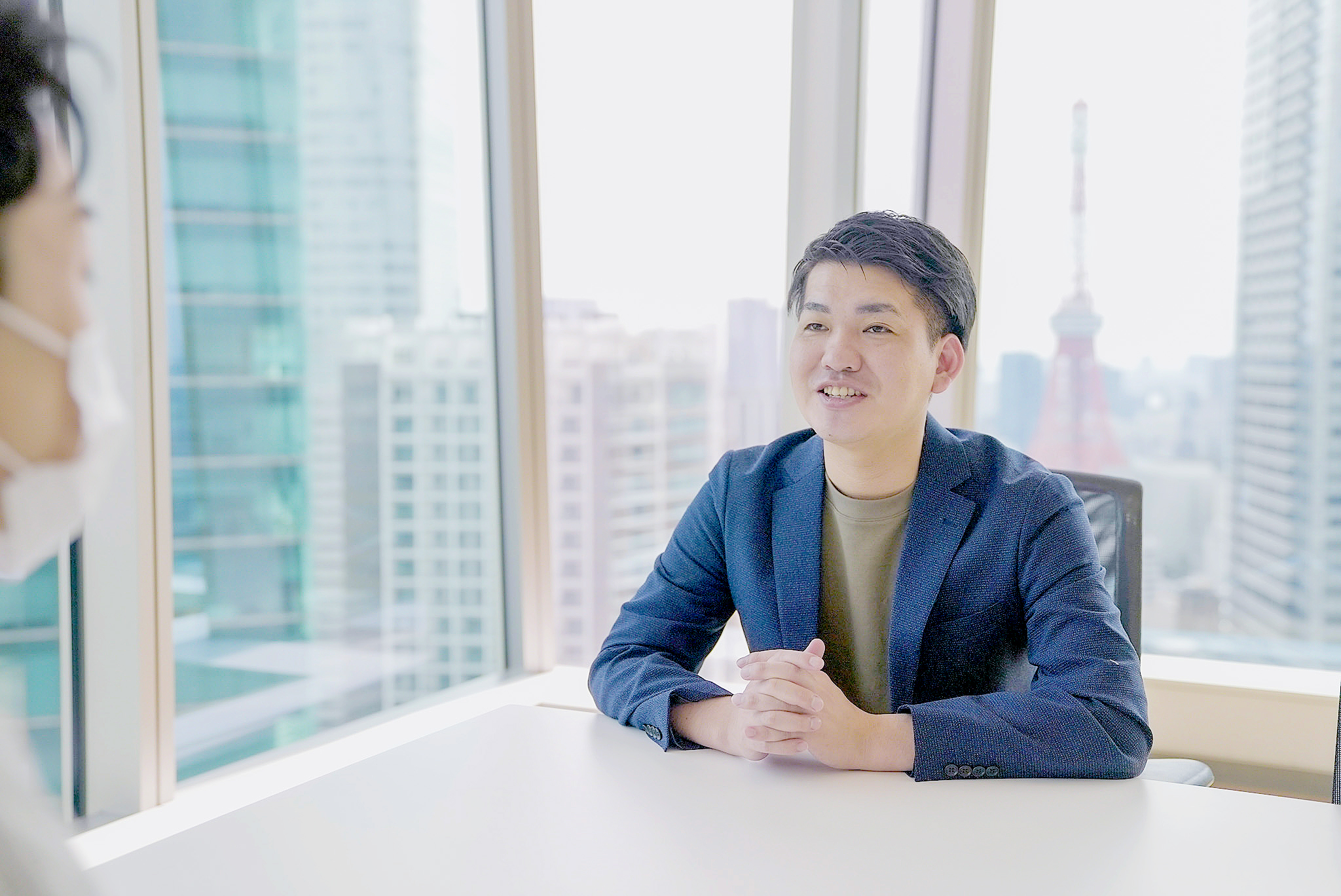 時に優しく、時に厳しく。IT未経験転職を成功に導く、キャリアアドバイザーの真意。