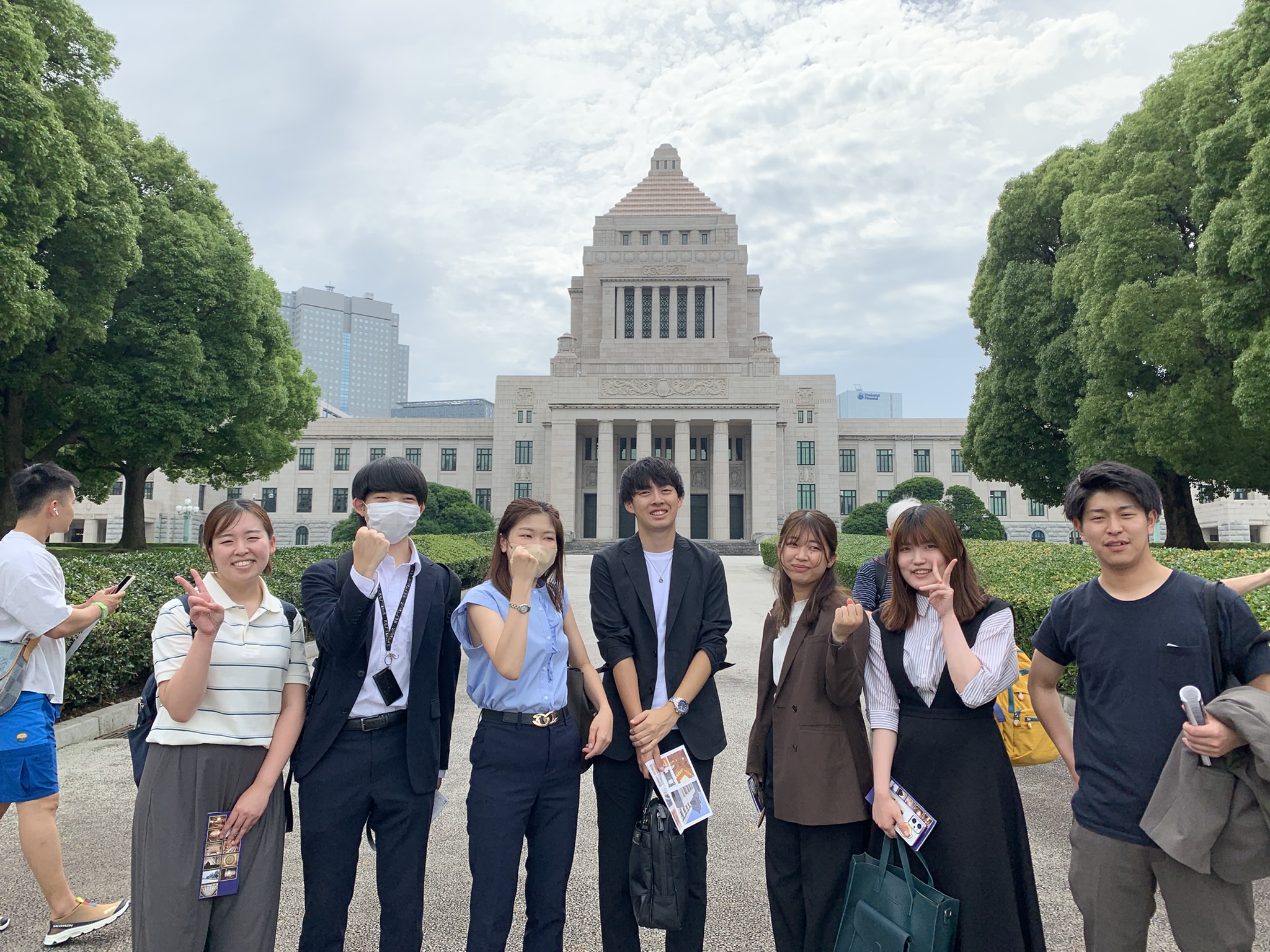 大人の社会見学に行きました