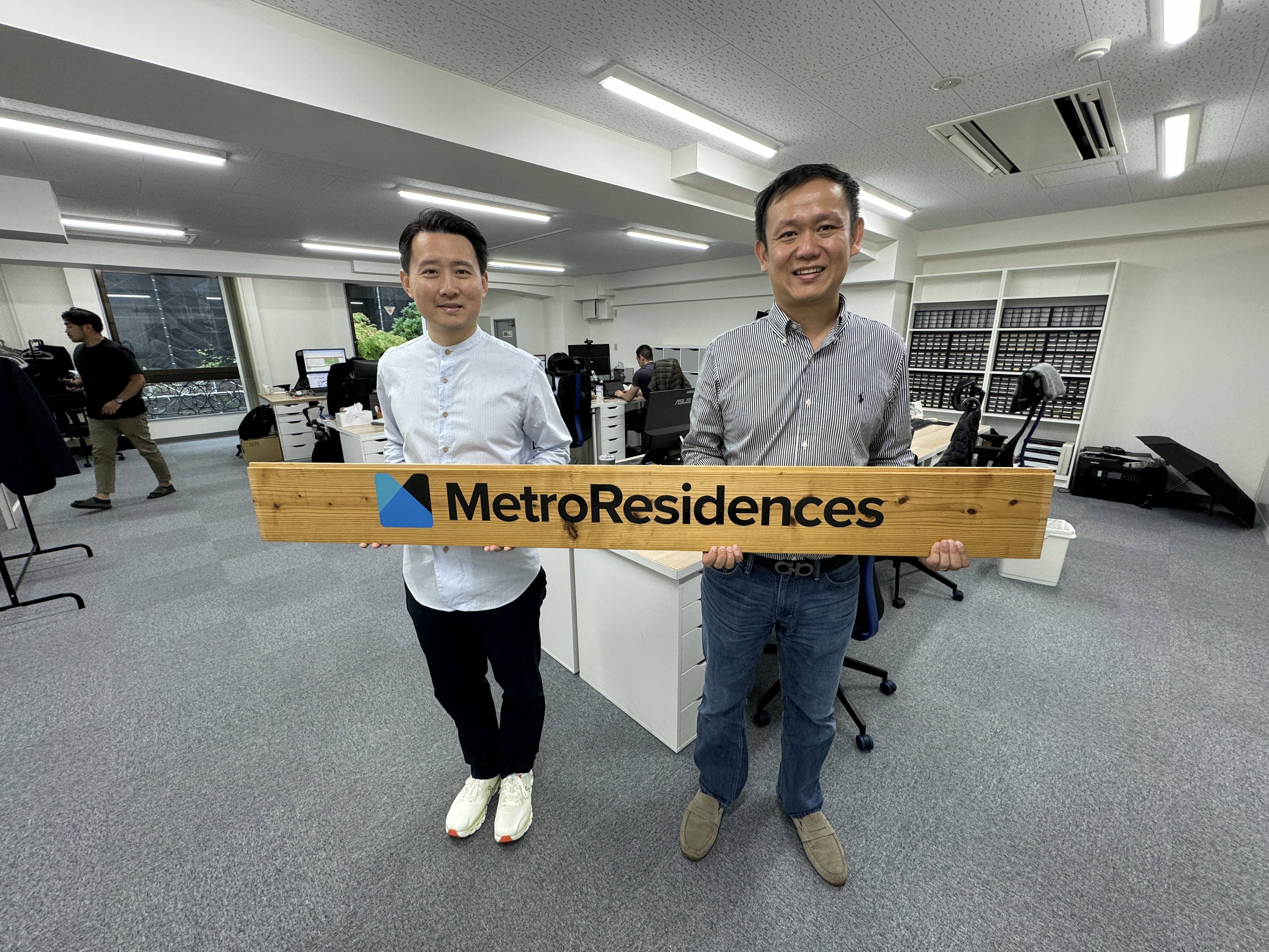 ダブルCEO来日！インタビューしてみました。～プロフィールを添えて～