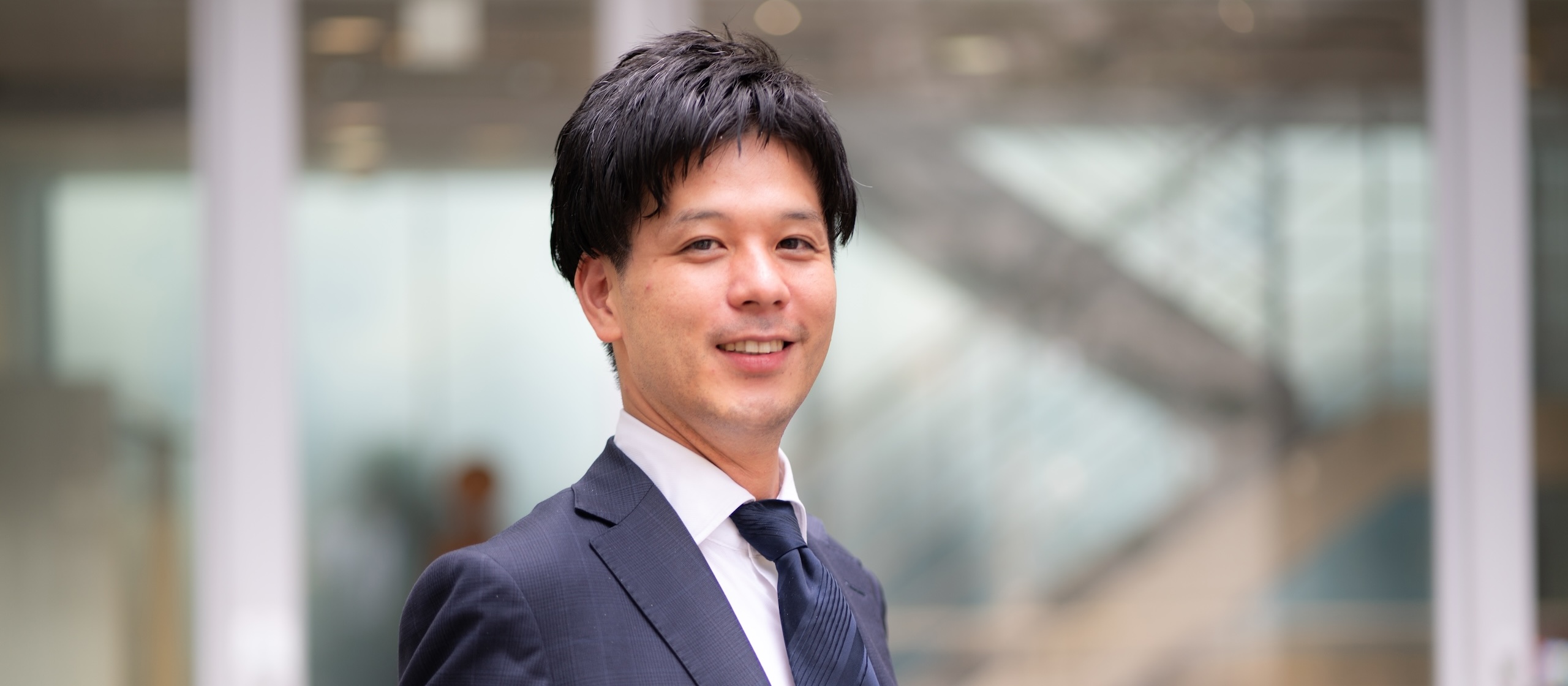 【社員インタビュー vol. 1】社会人教育の最前線で働く魅力〜 人事担当 〜