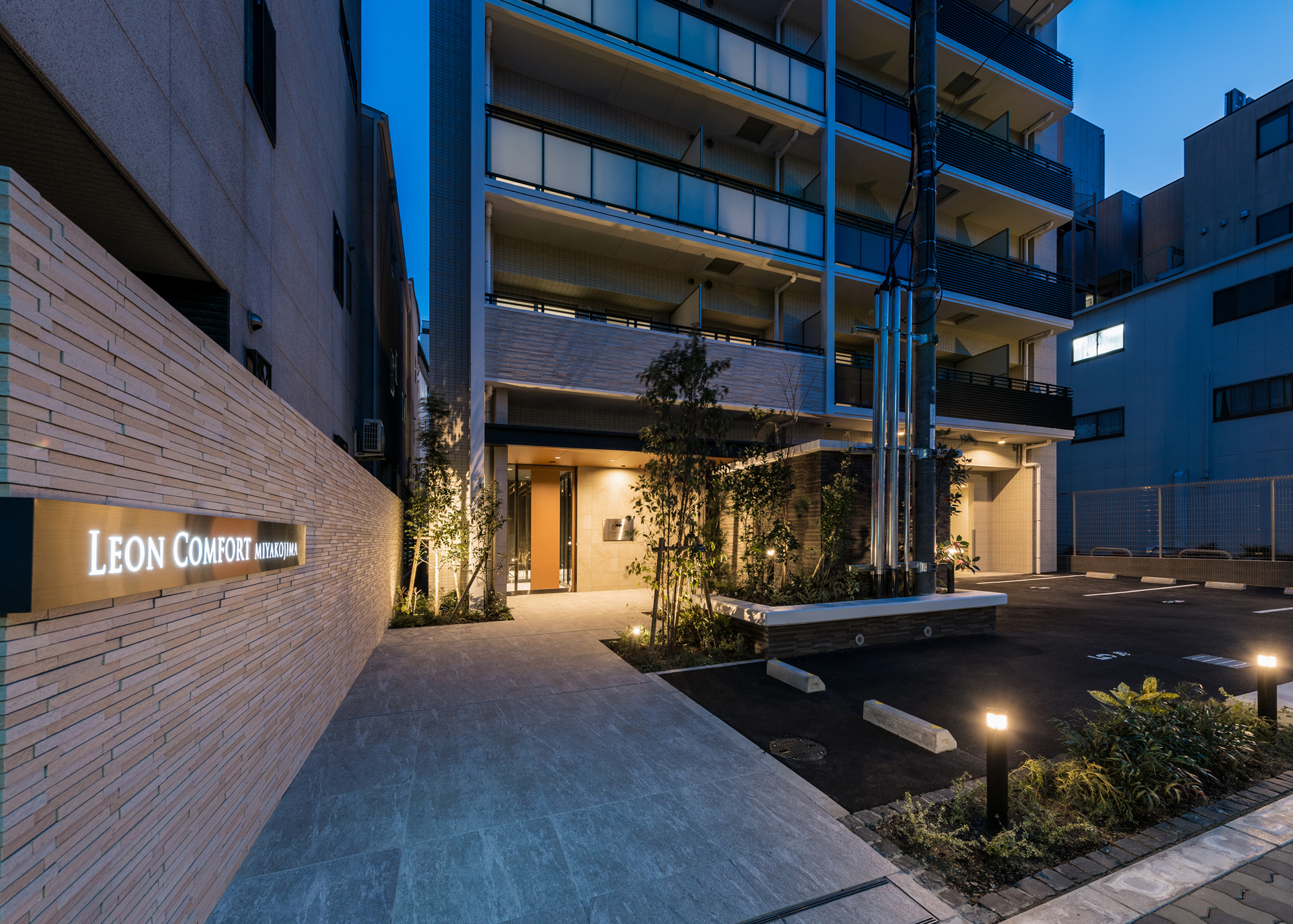 不動産管理事務のバックヤードの魅力：縁の下の力持ちとして、不動産業界を支える