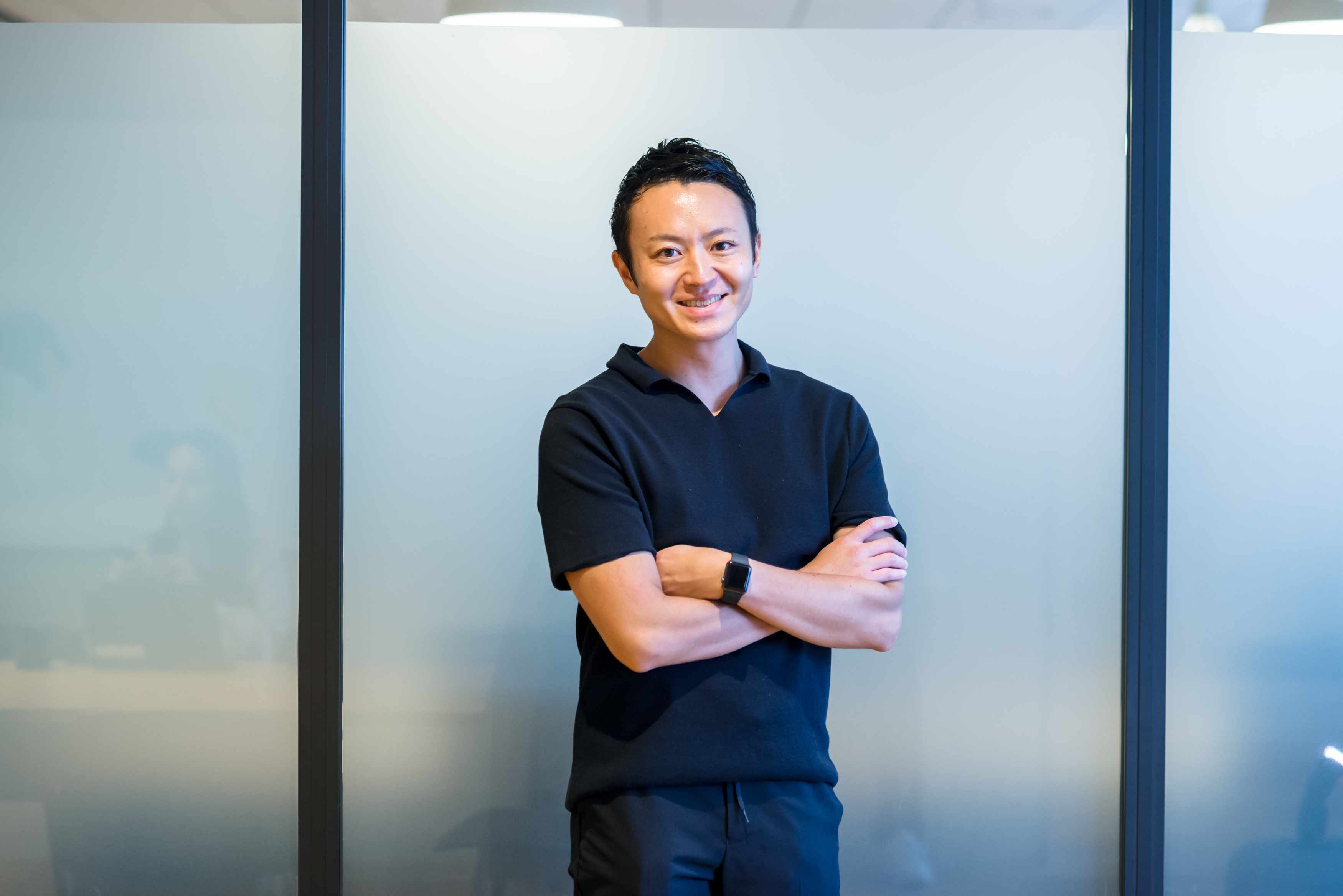 【社員インタビュー】新卒MR→フリーランスを経て役員へ: ハイスピードでキャリアサクセスし、エンミッシュにて業界NO.1を目指すわけ