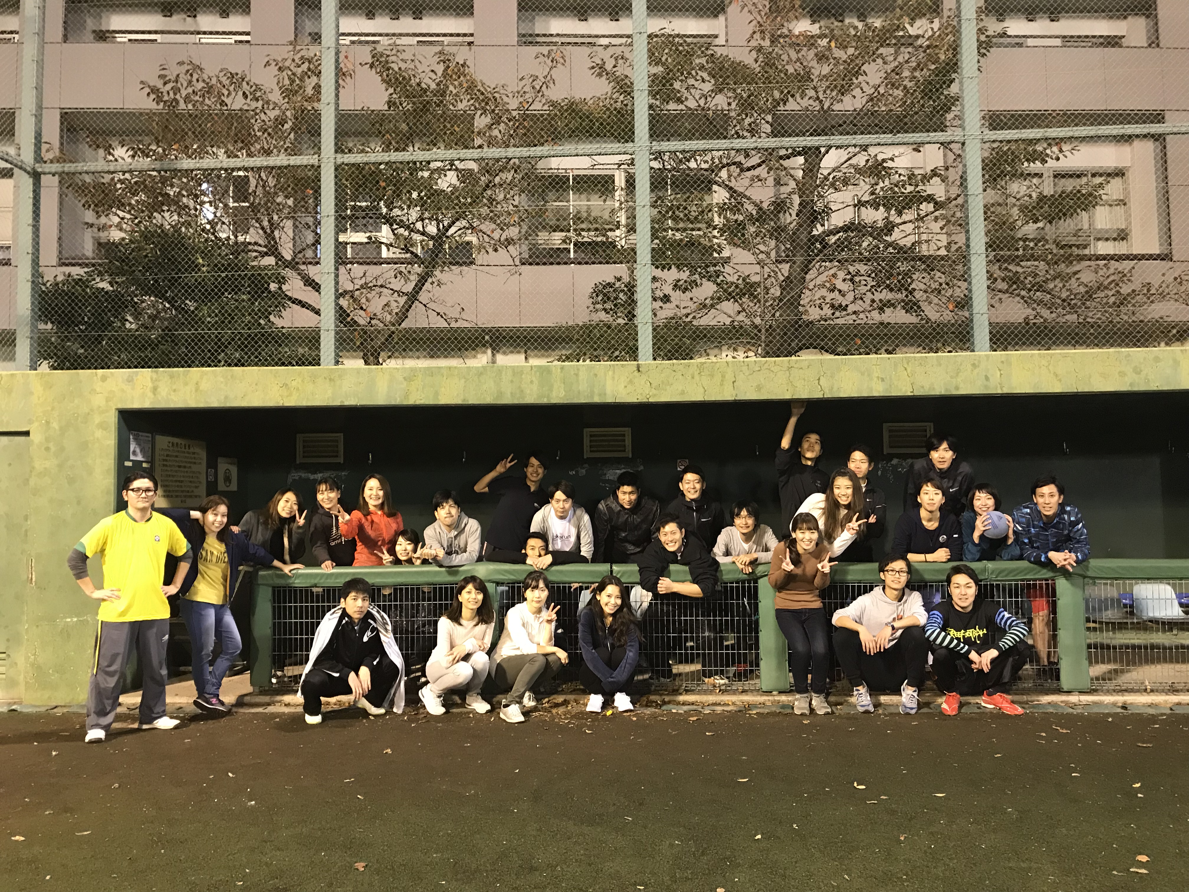 スポーツ大会開催！〜大のオトナがキックベース、盛り上がるのか？