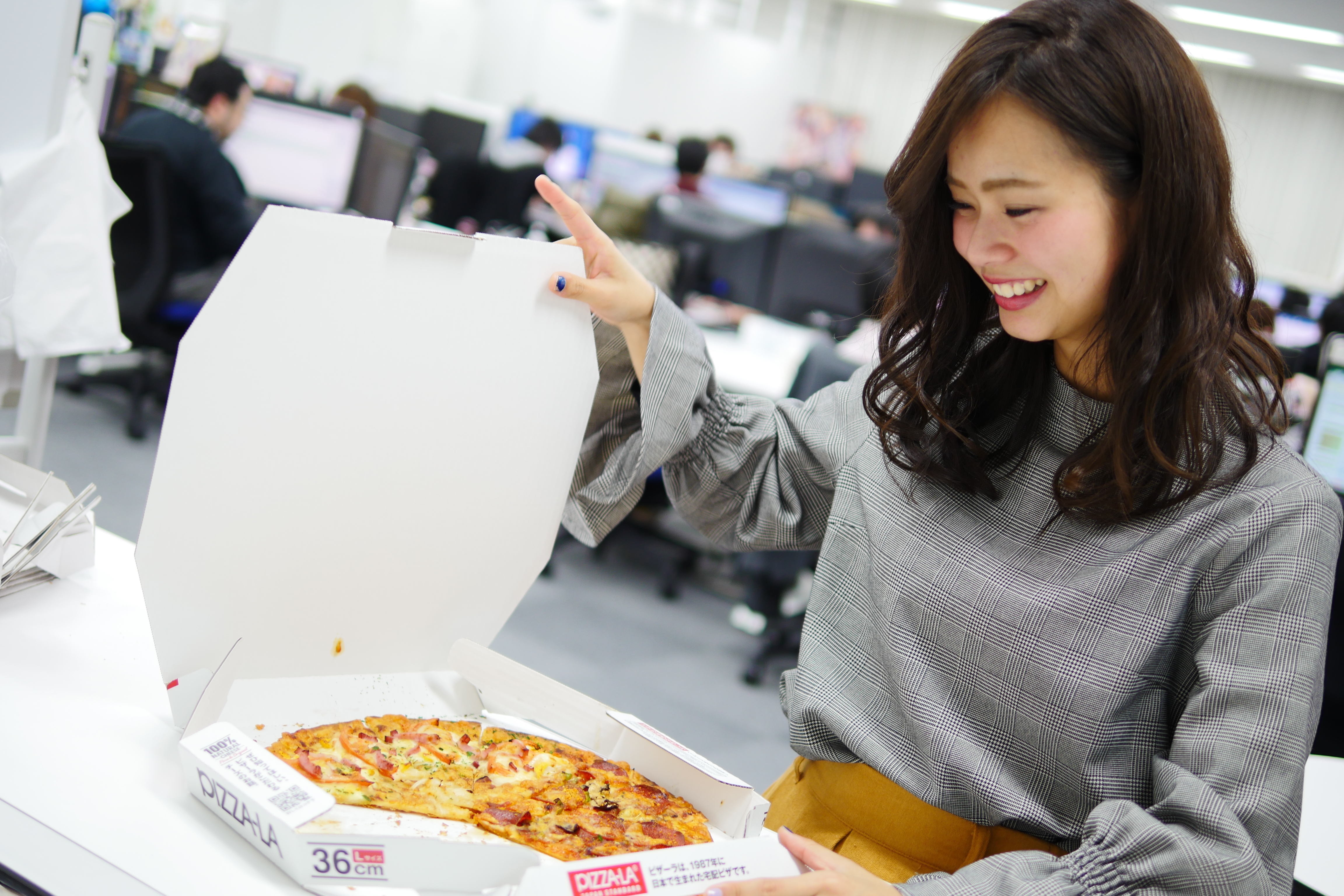 【ここだけの話】昨日は新オフィスだけじゃなく、○○もホットな日だった！？