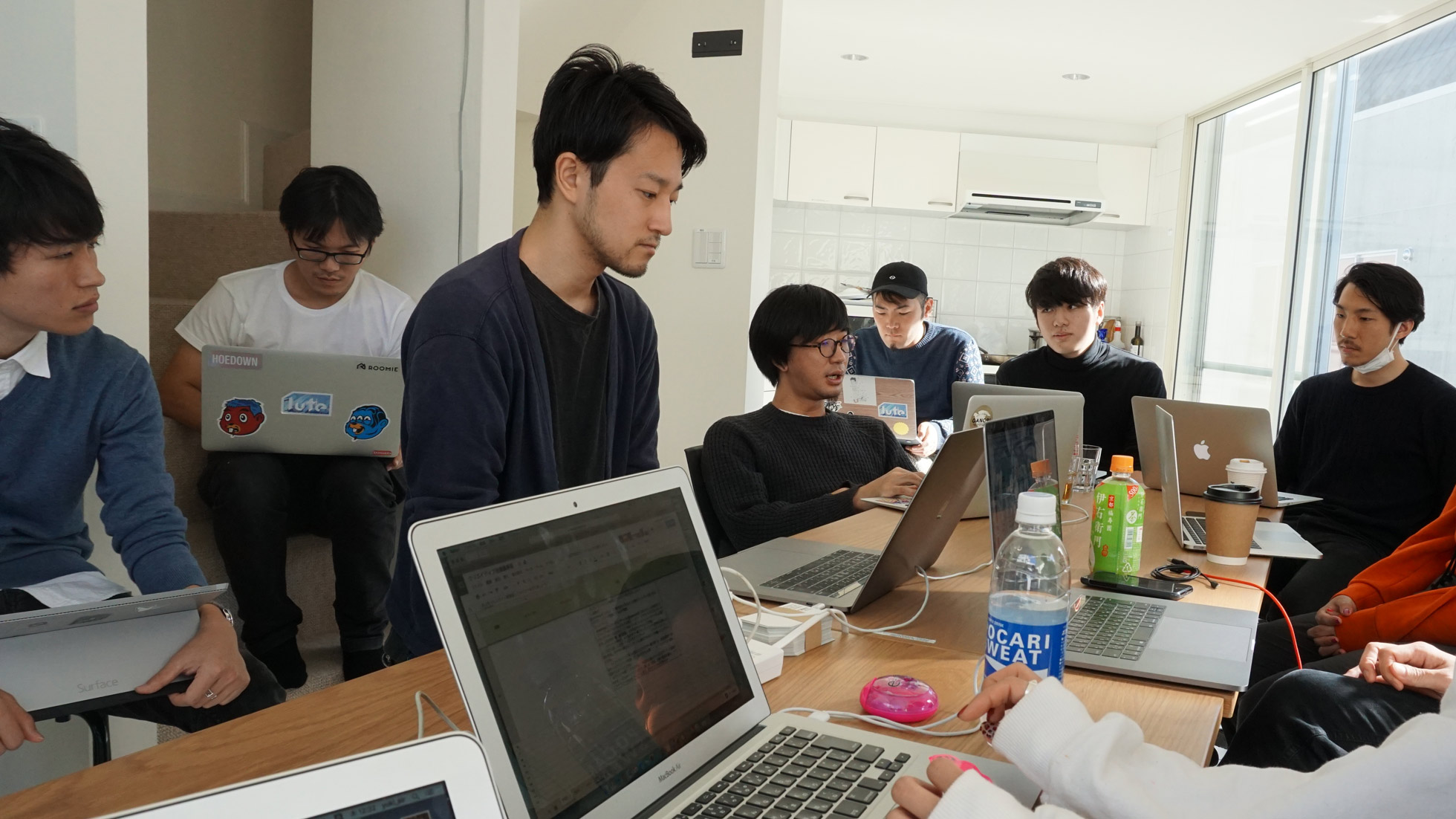 誰もが平等に発言できるコンテンツ会議を紹介します