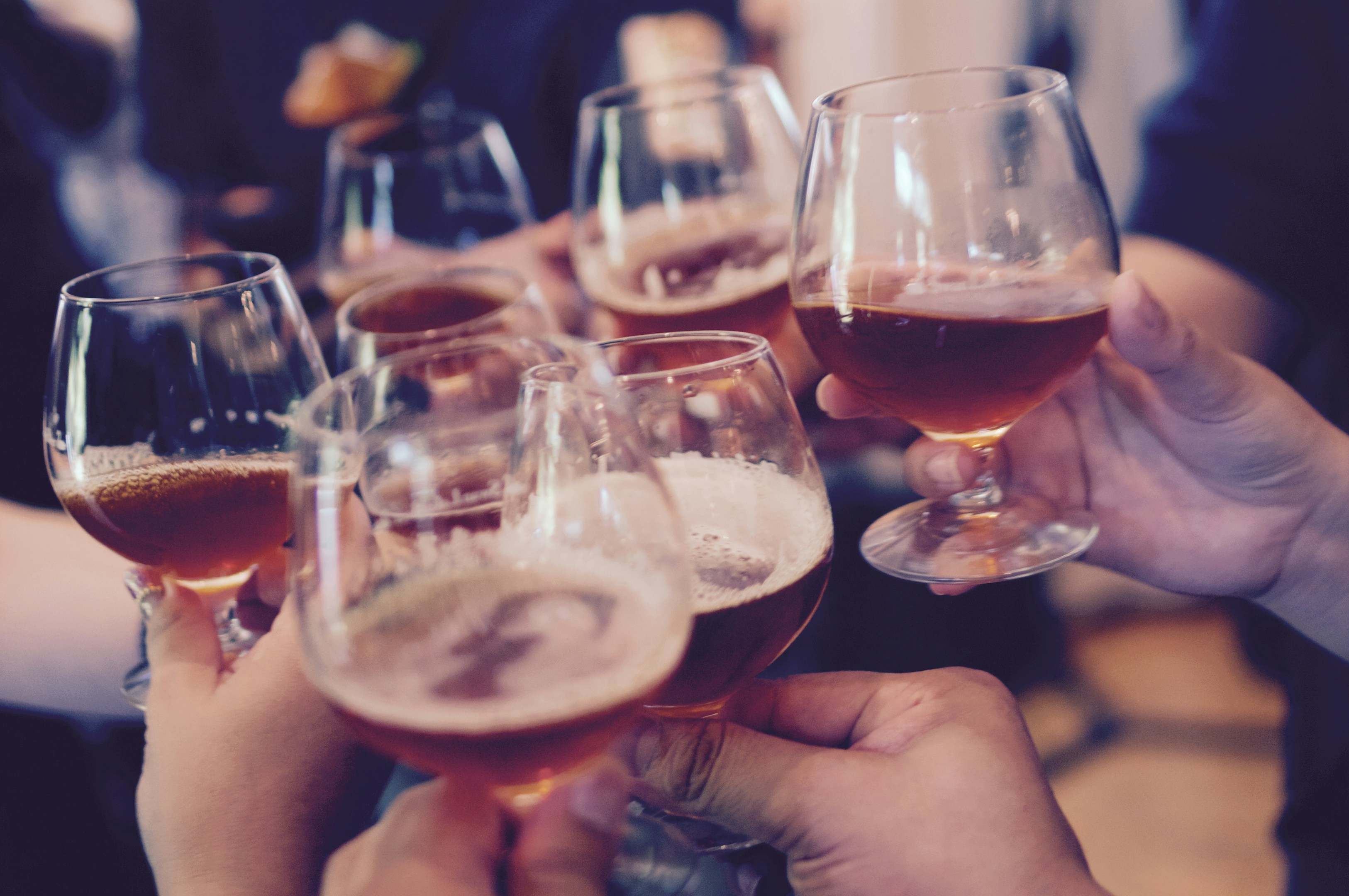 飲み会代100万円支給！リファラル採用キャンペーンで気軽に分析屋を知ってもらおう！